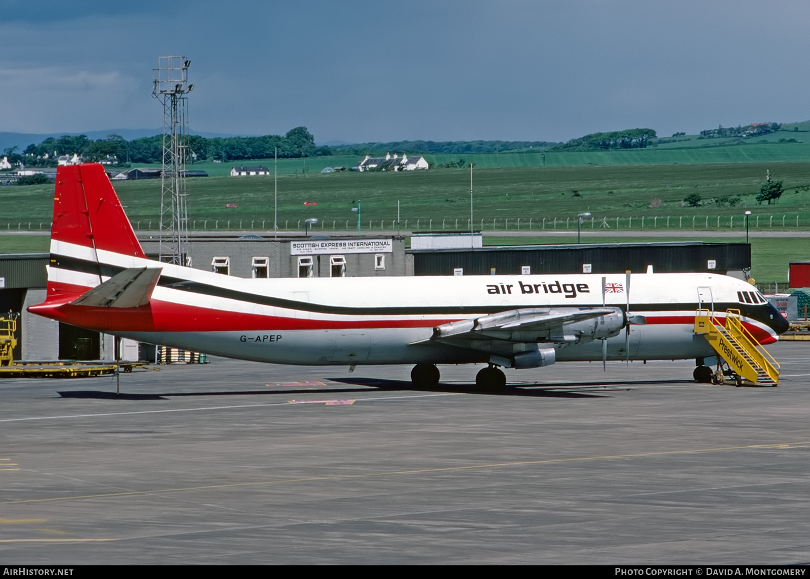 Aircraft Photo of G-APEP | Vickers 953C Merchantman | Air Bridge | AirHistory.net #440345