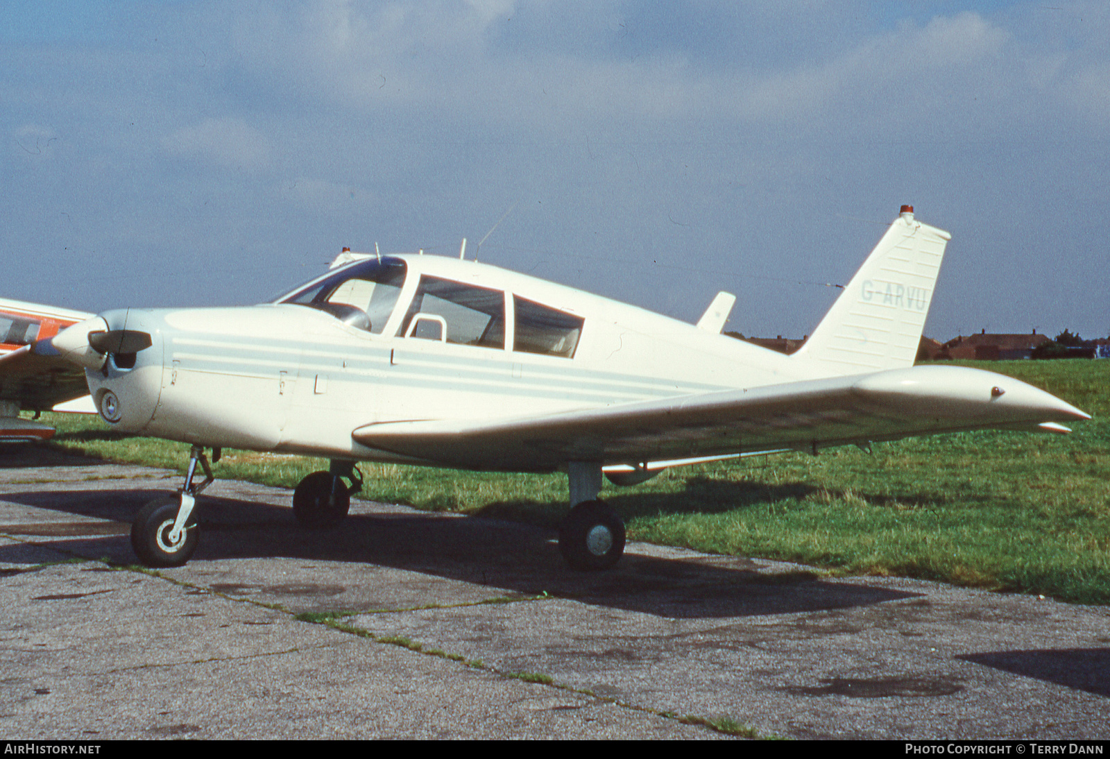 Aircraft Photo of G-ARVU | Piper PA-28-160 Cherokee | AirHistory.net #440450
