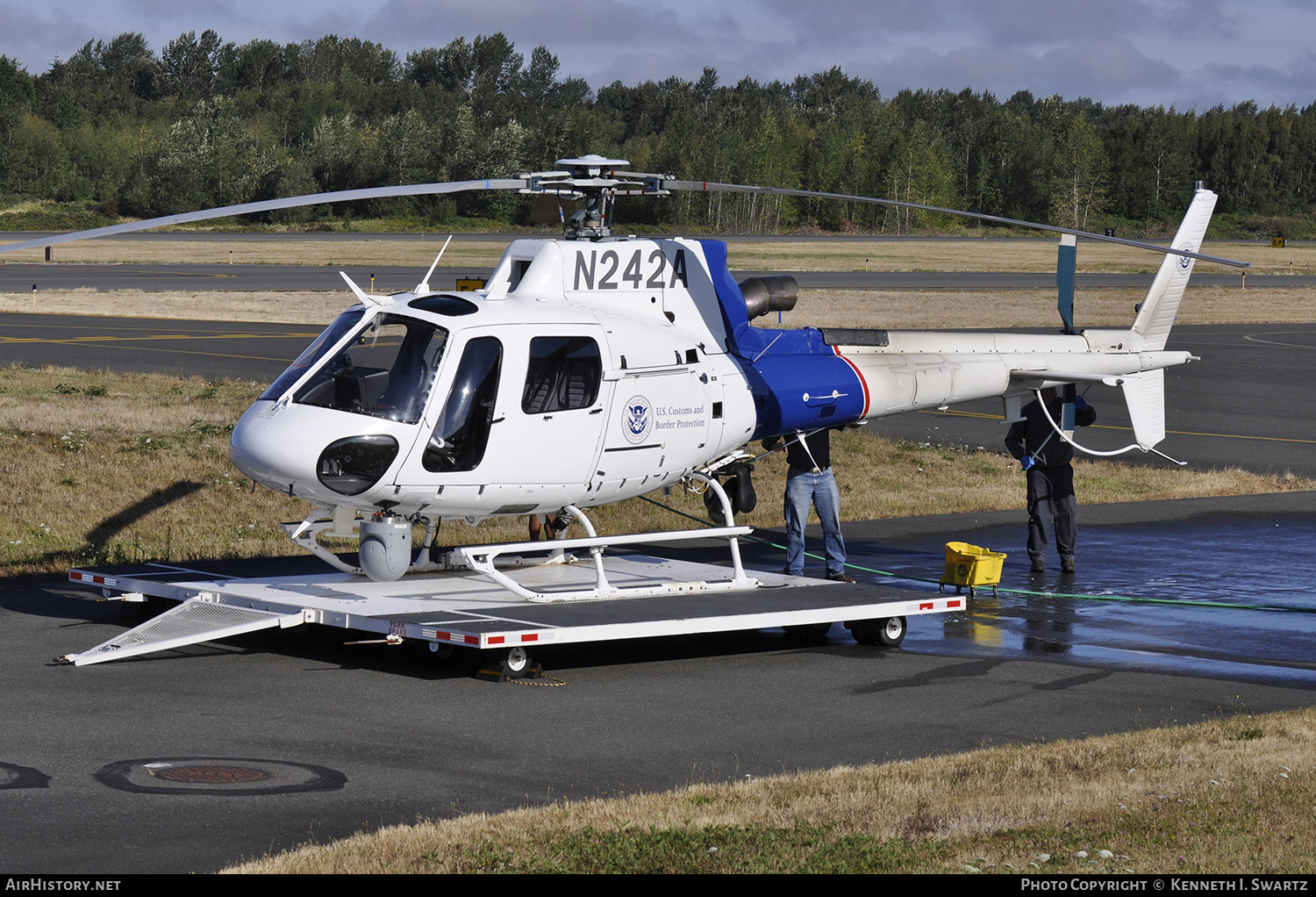 Aircraft Photo of N242A | Aerospatiale AS-350B-3+ Ecureuil | USA - Customs | AirHistory.net #440457