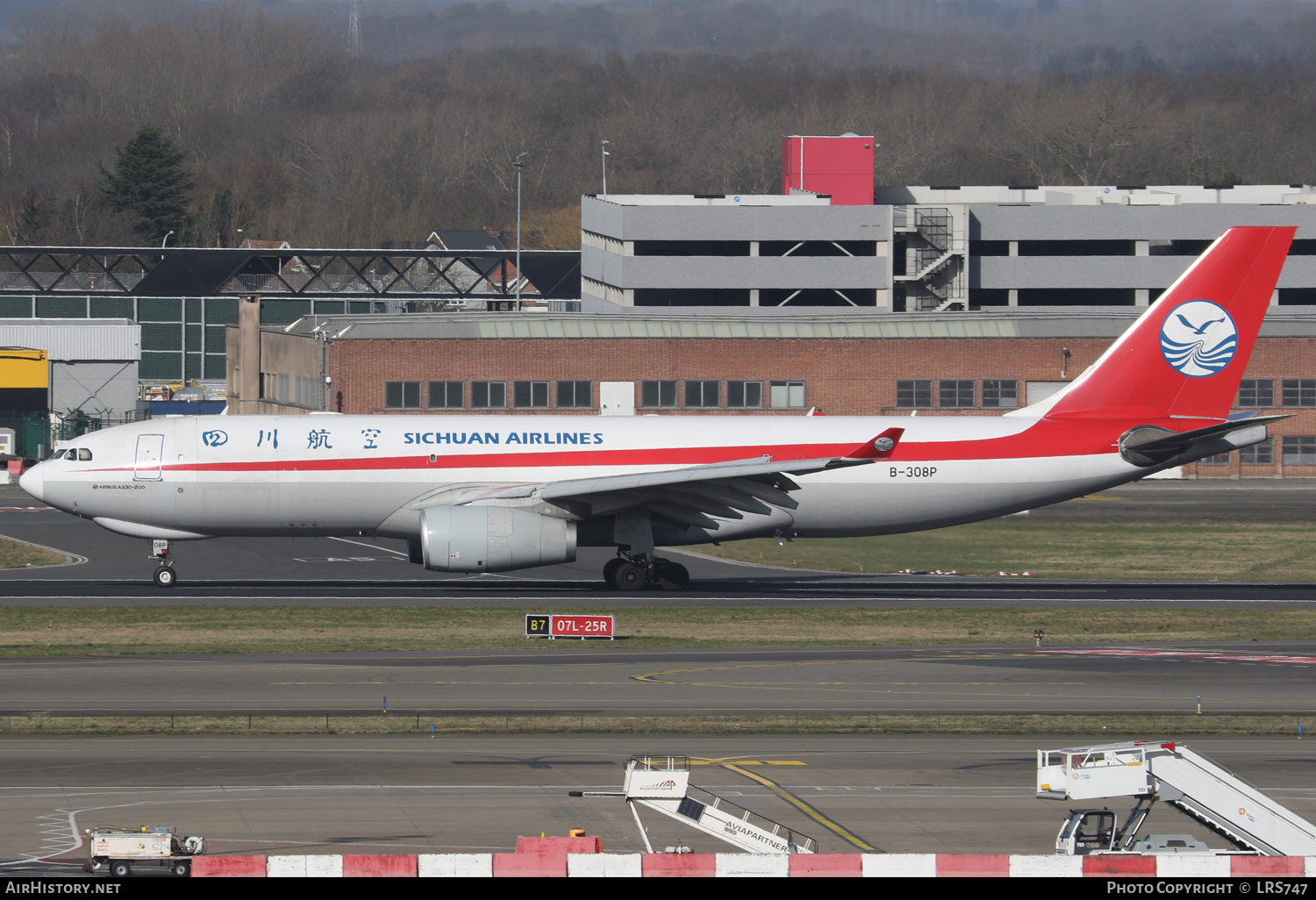 Aircraft Photo of B-308P | Airbus A330-243F | Sichuan Airlines | AirHistory.net #440497