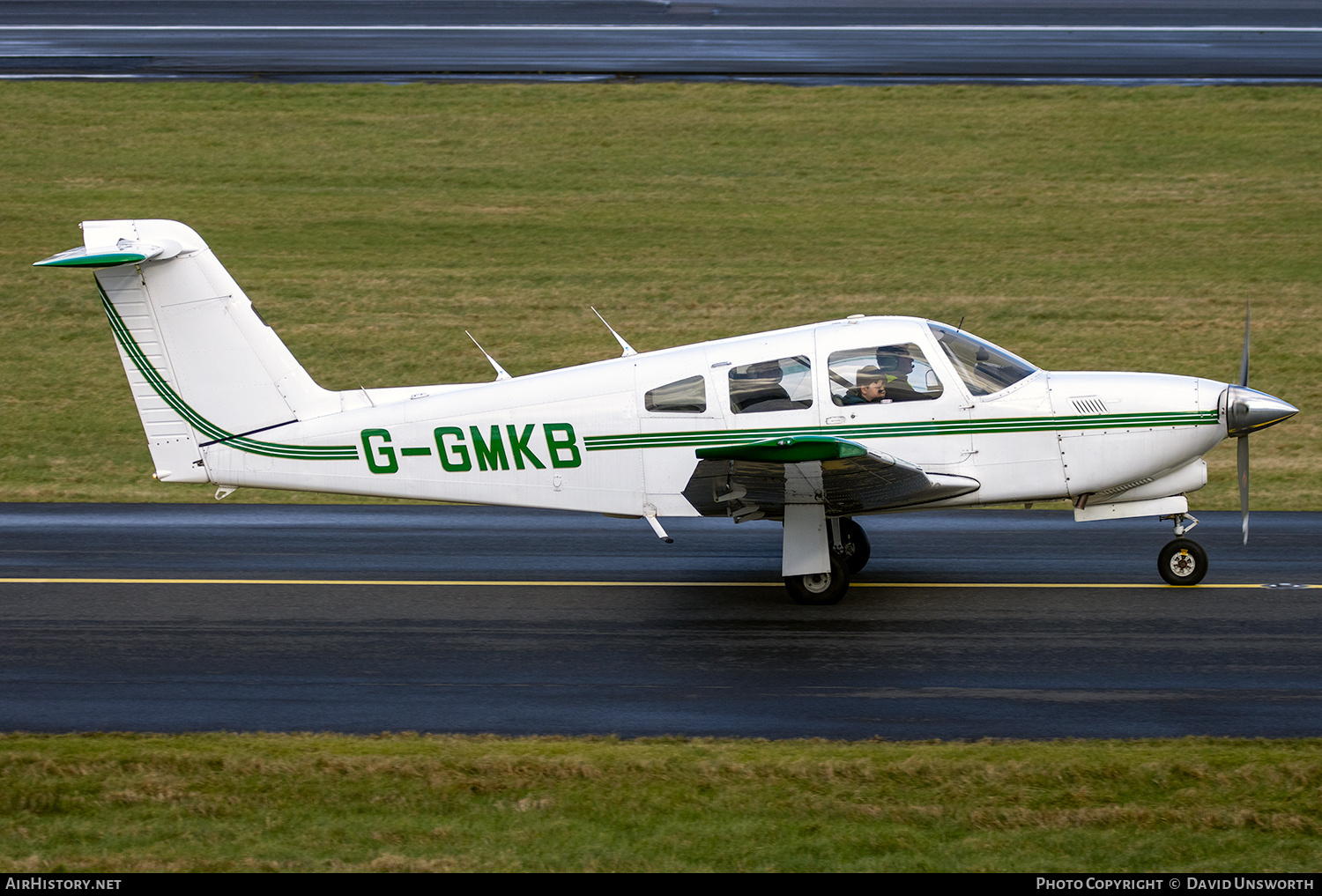 Aircraft Photo of G-GMKB | Piper PA-28RT-201T Turbo Arrow IV | AirHistory.net #440522
