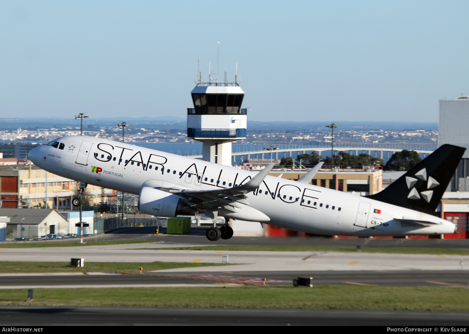 Aircraft Photo of CS-TNP | Airbus A320-214 | TAP Portugal | AirHistory.net #440533