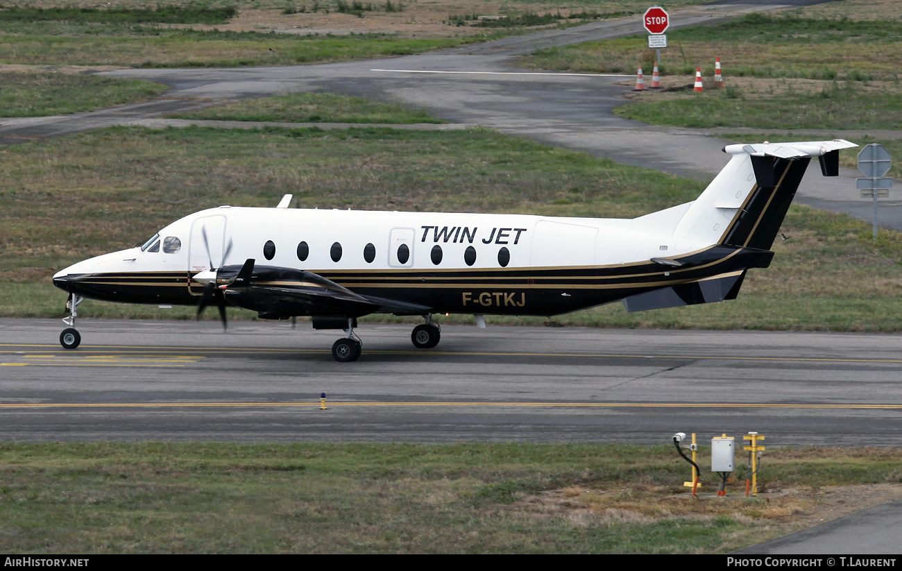 Aircraft Photo of F-GTKJ | Raytheon 1900D | Twin Jet | AirHistory.net #440539