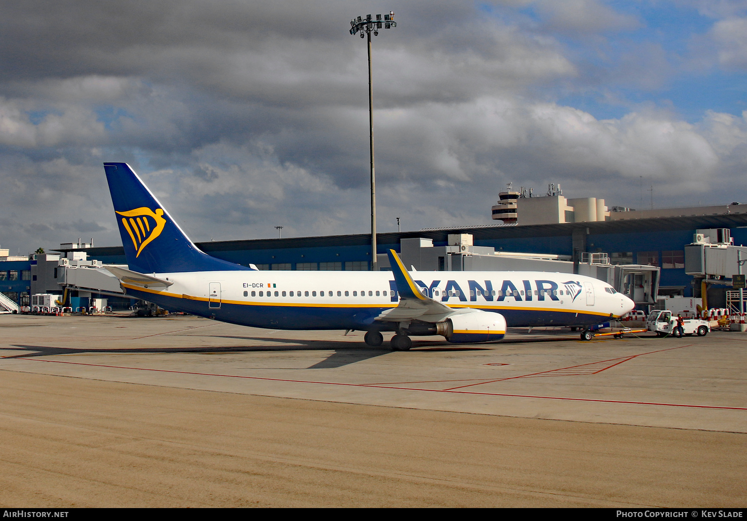 Aircraft Photo of EI-DCR | Boeing 737-8AS | Ryanair | AirHistory.net #440550