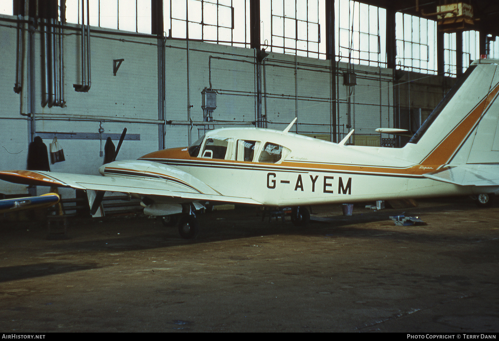 Aircraft Photo of G-AYEM | Piper PA-23-250 Aztec D | AirHistory.net #440693