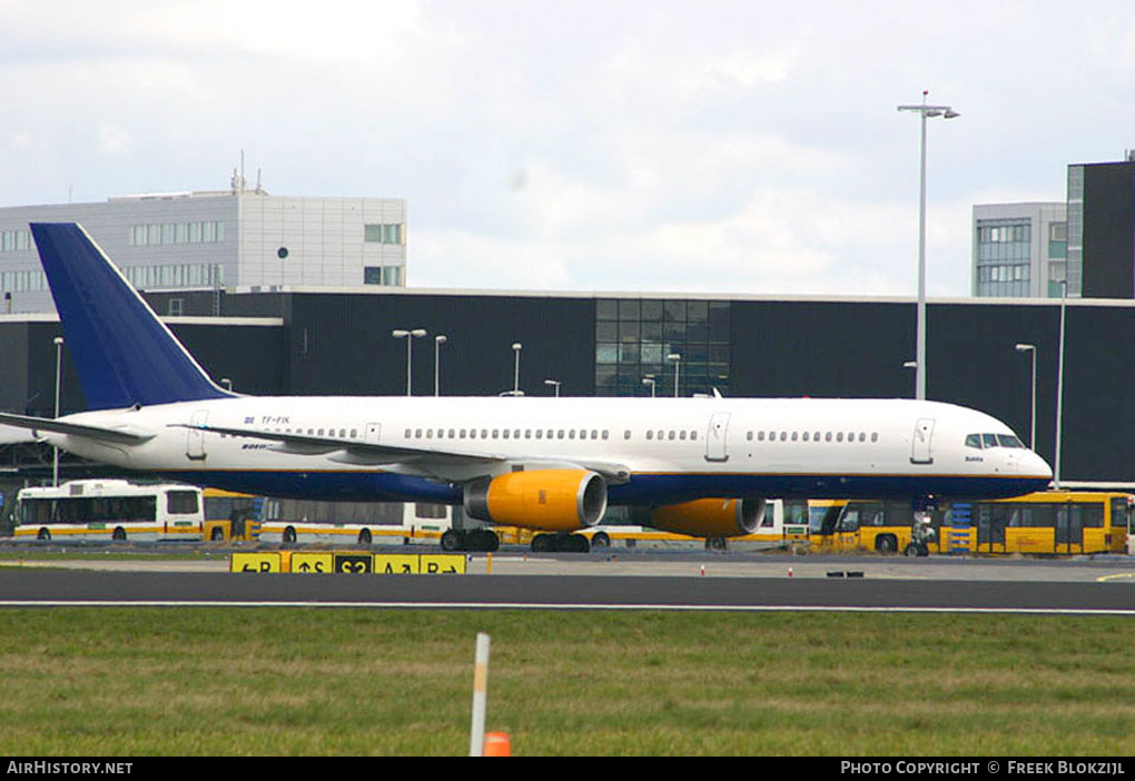 Aircraft Photo of TF-FIK | Boeing 757-28A | Icelandair | AirHistory.net #440766
