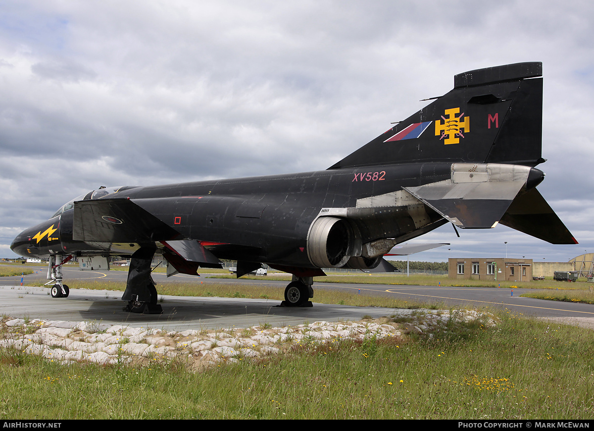 Aircraft Photo of XV582 | McDonnell Douglas F-4K Phantom FG1 | UK - Air Force | AirHistory.net #440778