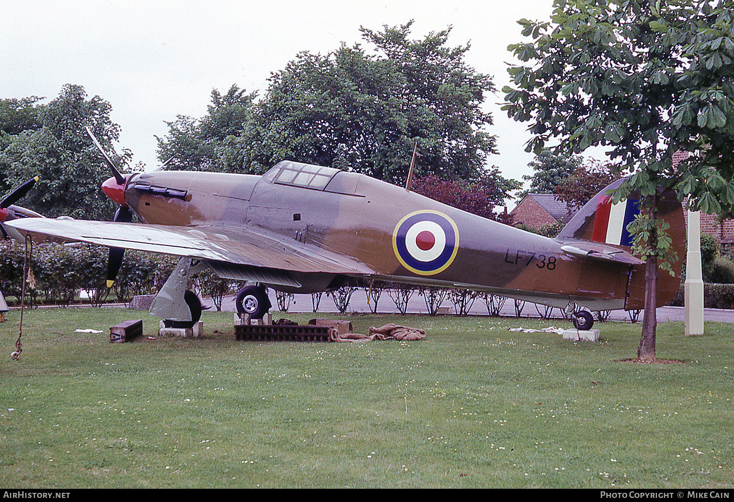 Aircraft Photo of LF738 | Hawker Hurricane Mk2C | UK - Air Force | AirHistory.net #440813