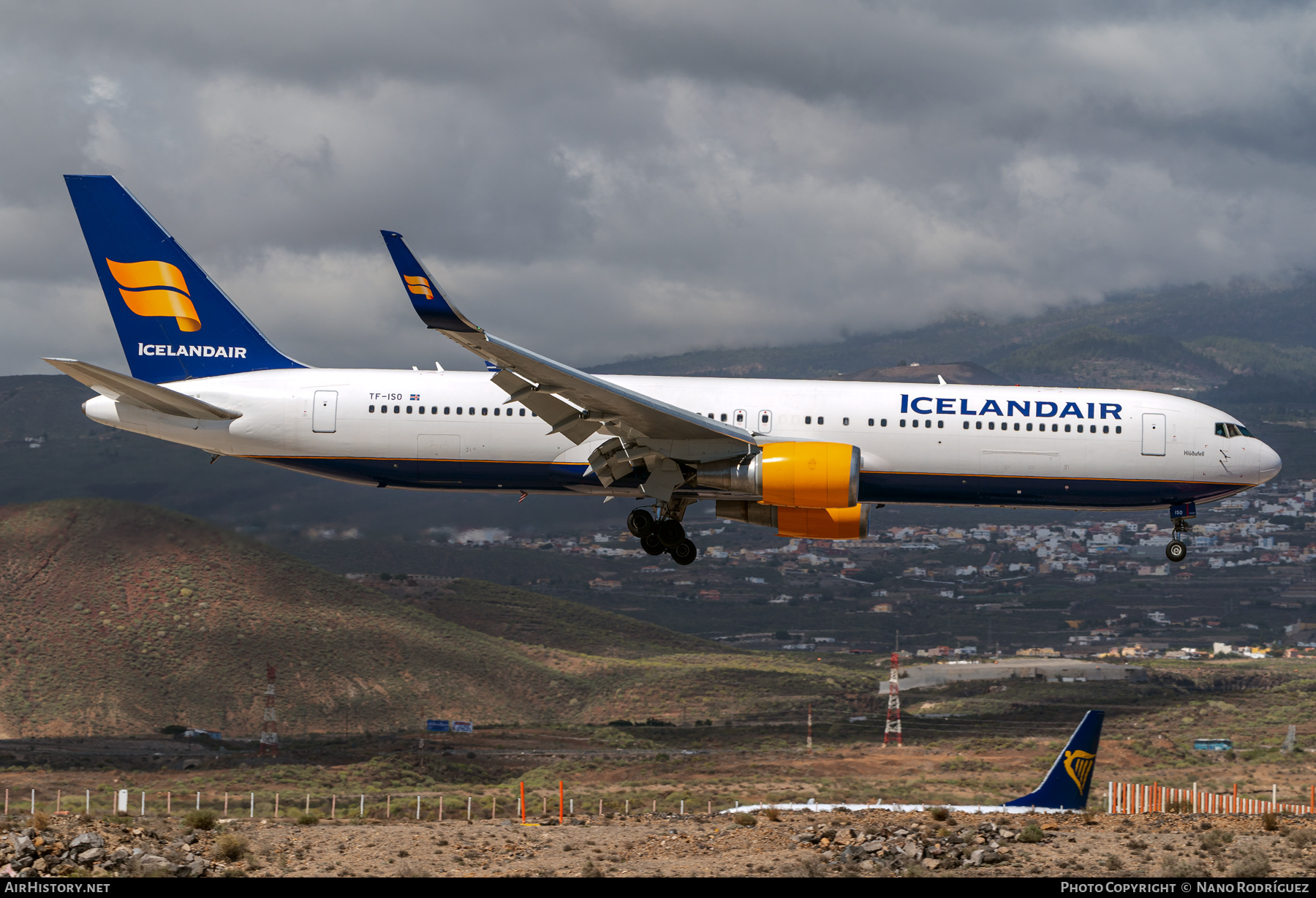 Aircraft Photo of TF-ISO | Boeing 767-319/ER | Icelandair | AirHistory.net #440932