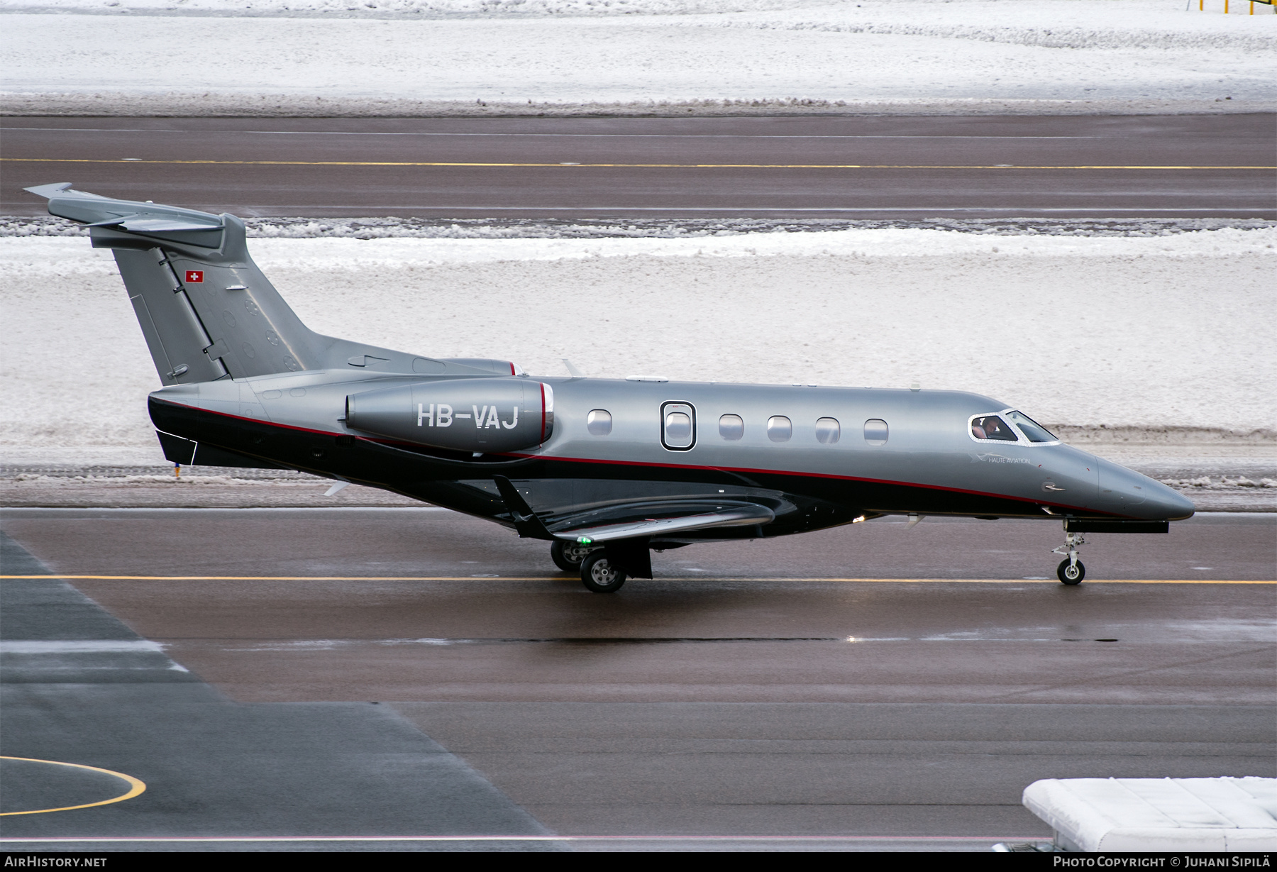 Aircraft Photo of HB-VAJ | Embraer EMB-505 Phenom 300E | Haute Aviation | AirHistory.net #441015