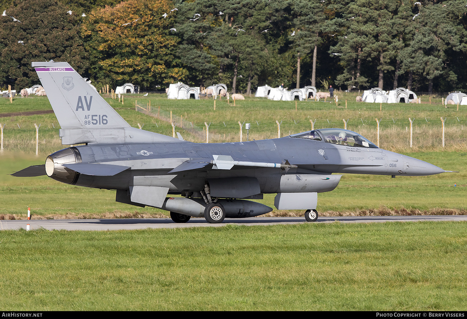 Aircraft Photo of 88-0516 / AF88-516 | General Dynamics F-16CM Fighting Falcon | USA - Air Force | AirHistory.net #441283