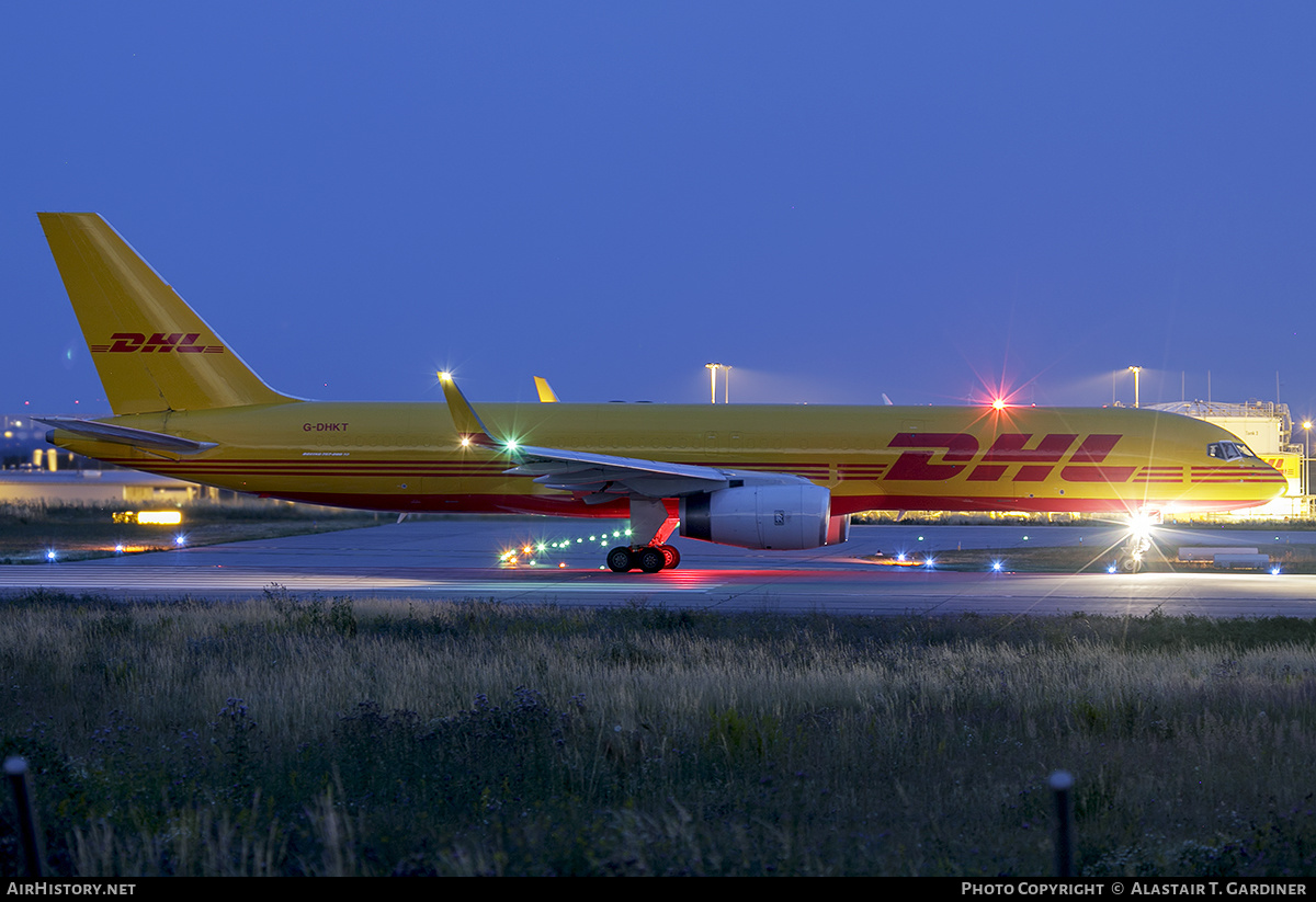 Aircraft Photo of G-DHKT | Boeing 757-223(PCF) | DHL International | AirHistory.net #441289