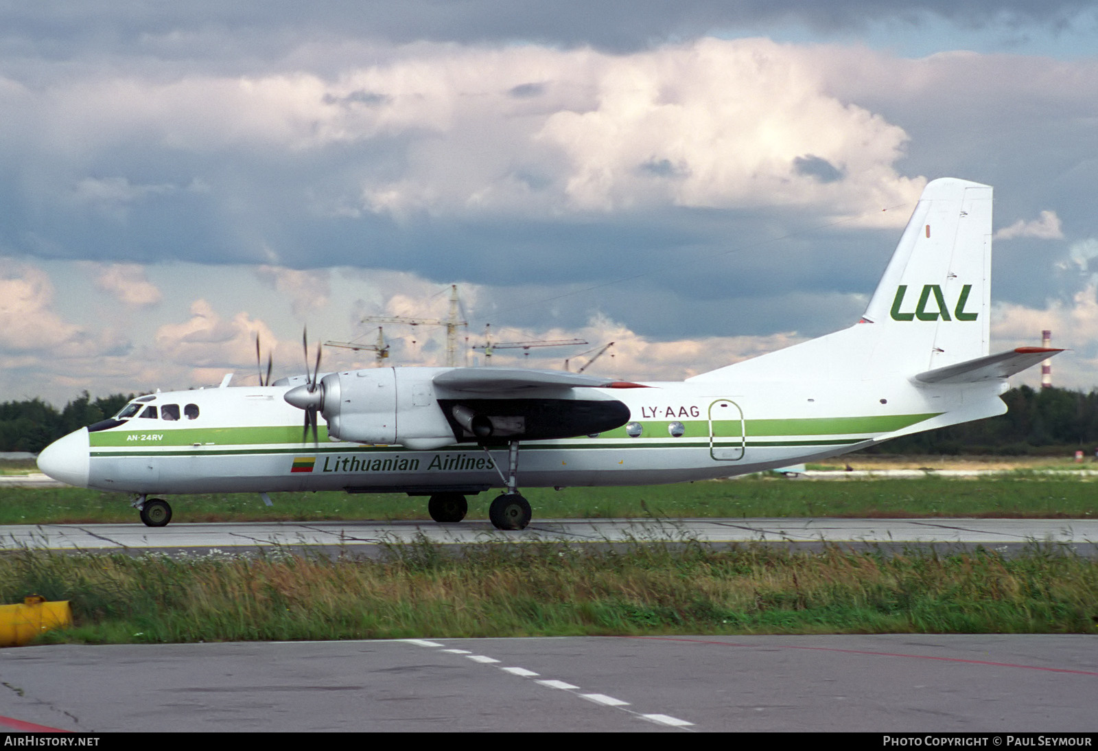 Aircraft Photo of LY-AAG | Antonov An-24RV | Lithuanian Airlines | AirHistory.net #441458