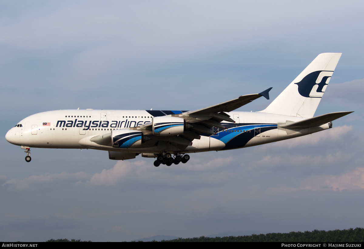 Aircraft Photo of 9M-MNA | Airbus A380-841 | Malaysia Airlines | AirHistory.net #441614