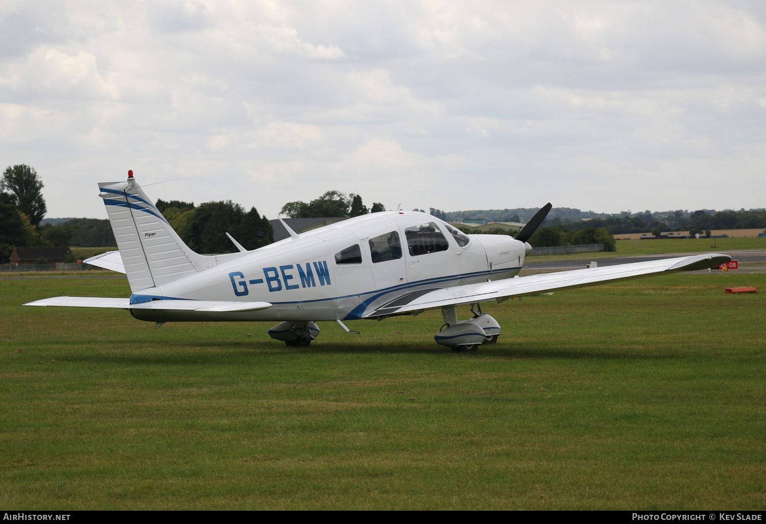 Aircraft Photo of G-BEMW | Piper PA-28-181 Archer II | AirHistory.net #441707
