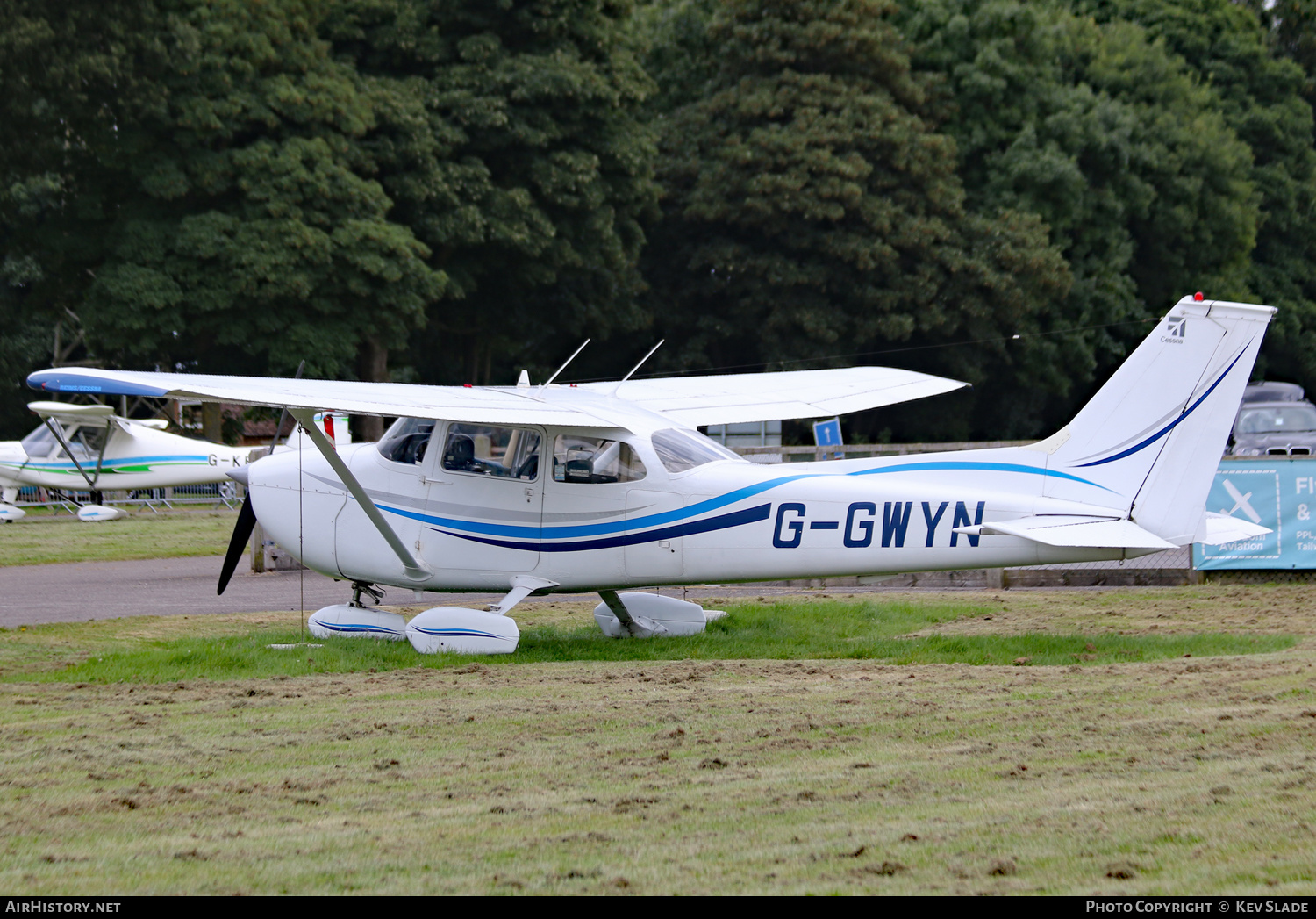 Aircraft Photo of G-GWYN | Reims F172M | AirHistory.net #441713