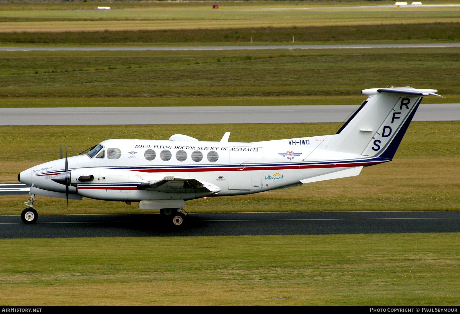 Aircraft Photo of VH-IWO | Raytheon B200 King Air | Royal Flying Doctor Service - RFDS | AirHistory.net #441820