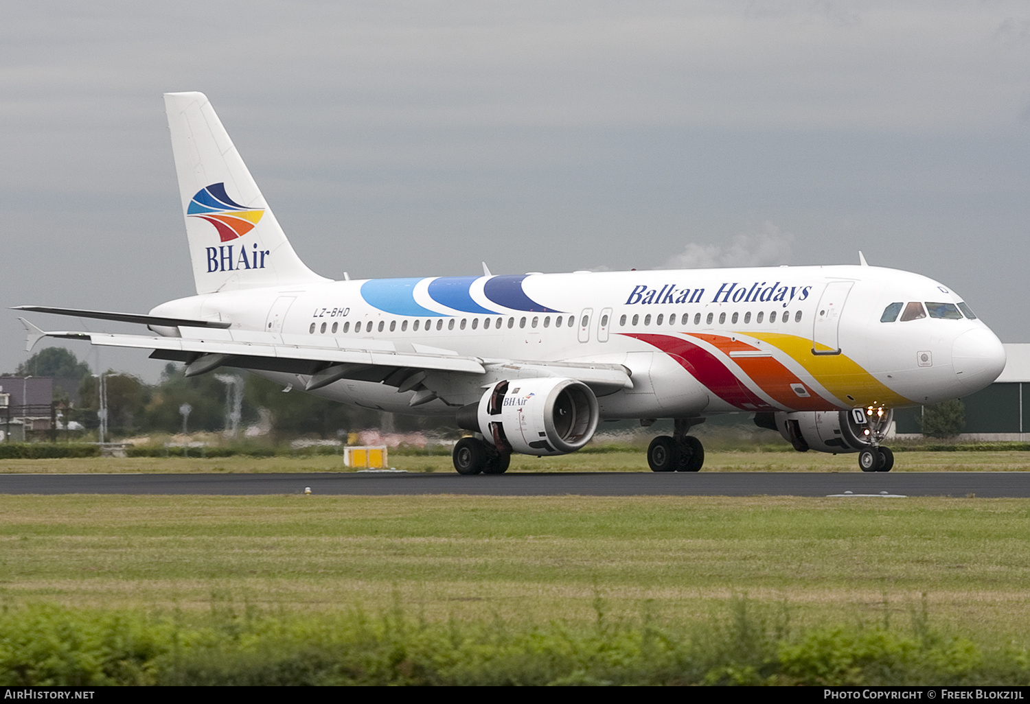 Aircraft Photo of LZ-BHD | Airbus A320-212 | Balkan Holidays Air - BH Air | AirHistory.net #442007