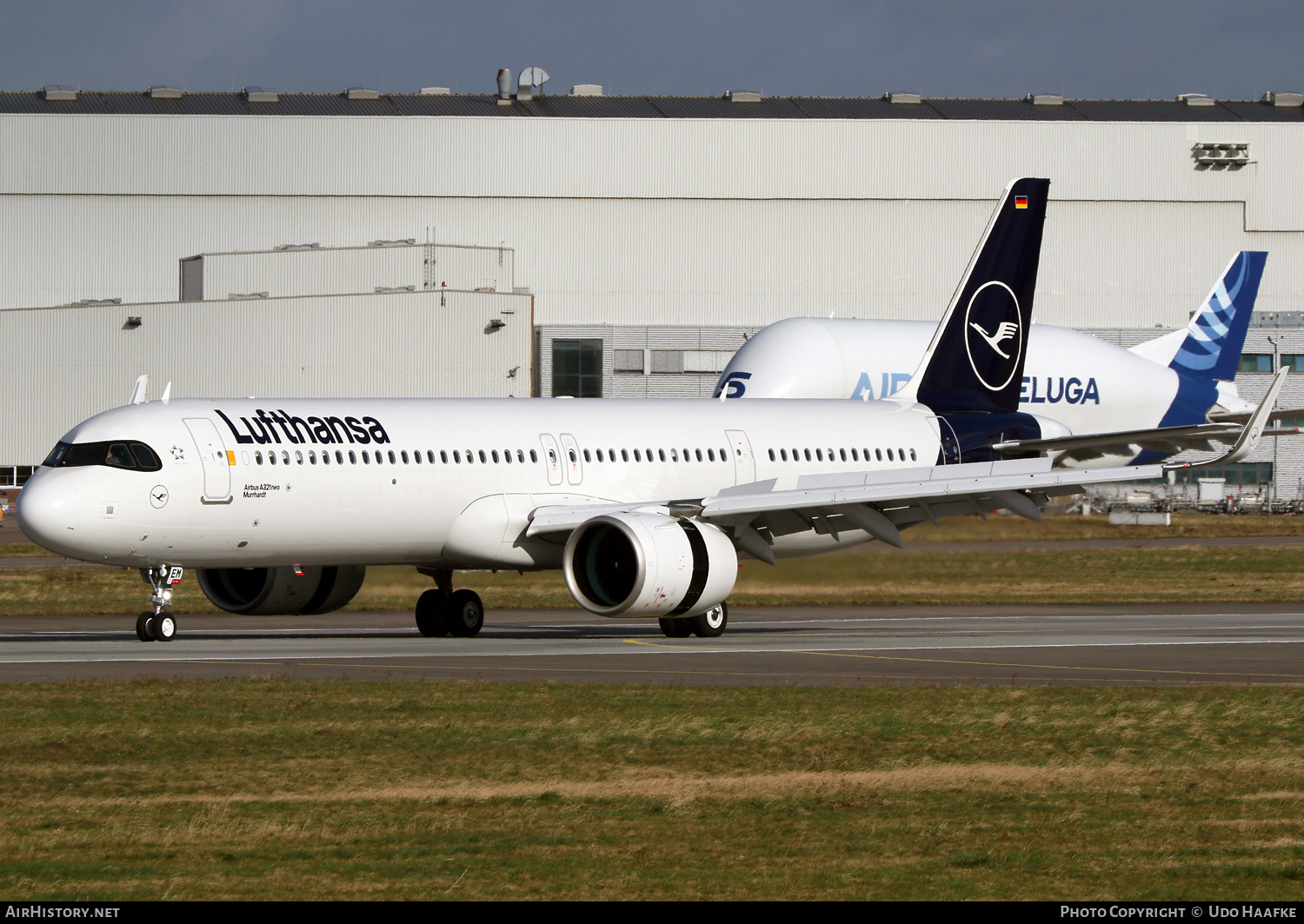 Aircraft Photo of D-AVXC / D-AIEM | Airbus A321-271NX | Lufthansa | AirHistory.net #442025