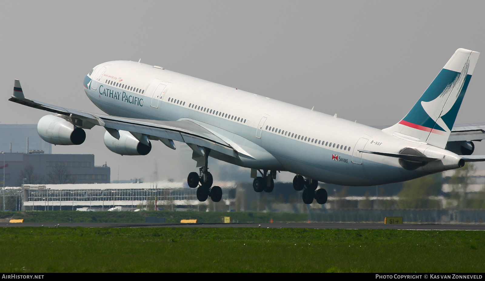 Aircraft Photo of B-HXF | Airbus A340-313 | Cathay Pacific Airways | AirHistory.net #442046