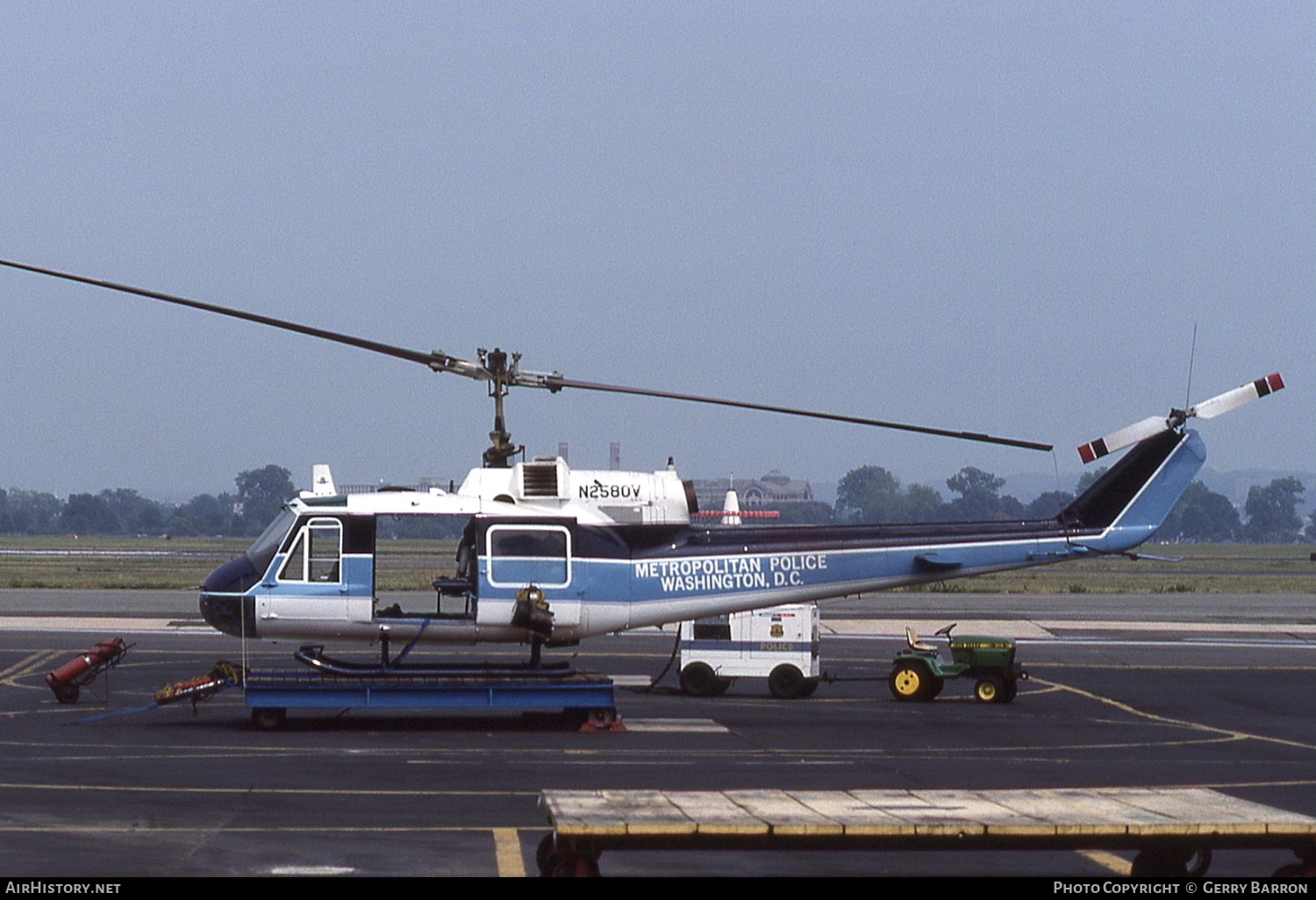 Aircraft Photo of N2580V | Bell UH-1D Iroquois | Washington Metropolitan Police | AirHistory.net #442054