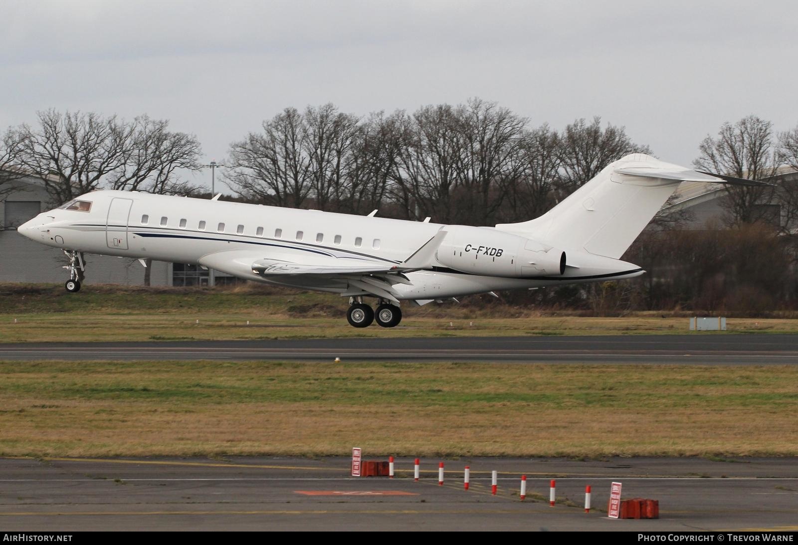 Aircraft Photo of C-FXDB | Bombardier Global 6000 (BD-700-1A10) | AirHistory.net #442055