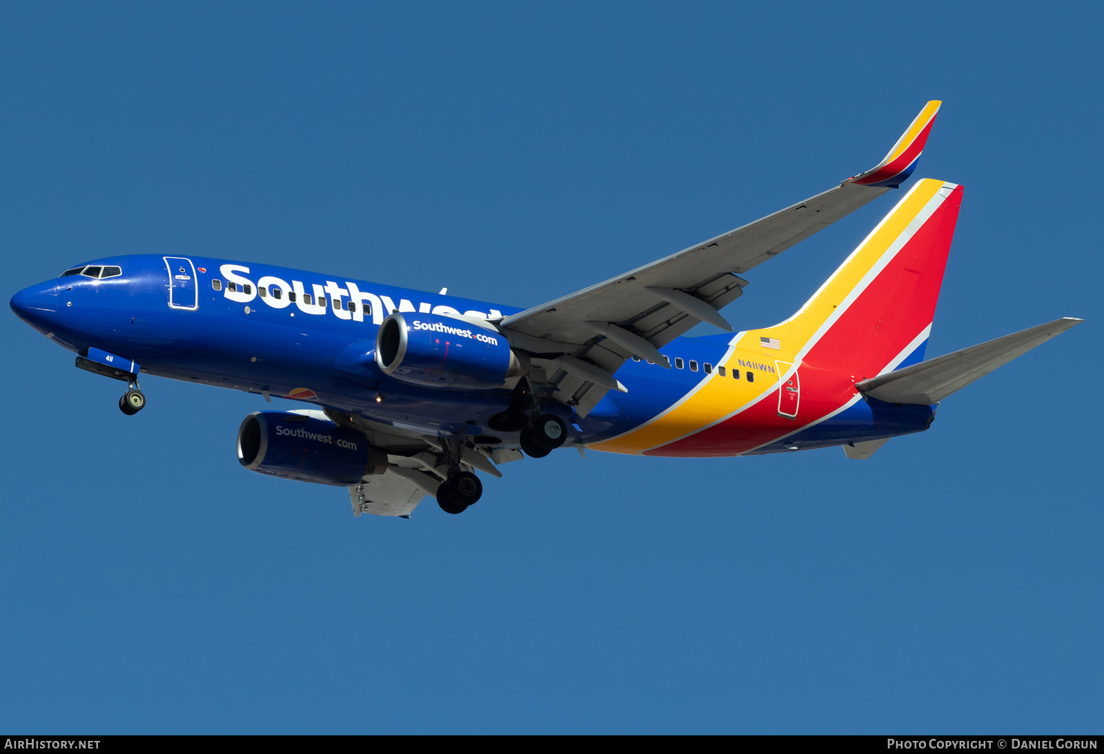 Aircraft Photo of N411WN | Boeing 737-7H4 | Southwest Airlines | AirHistory.net #442101
