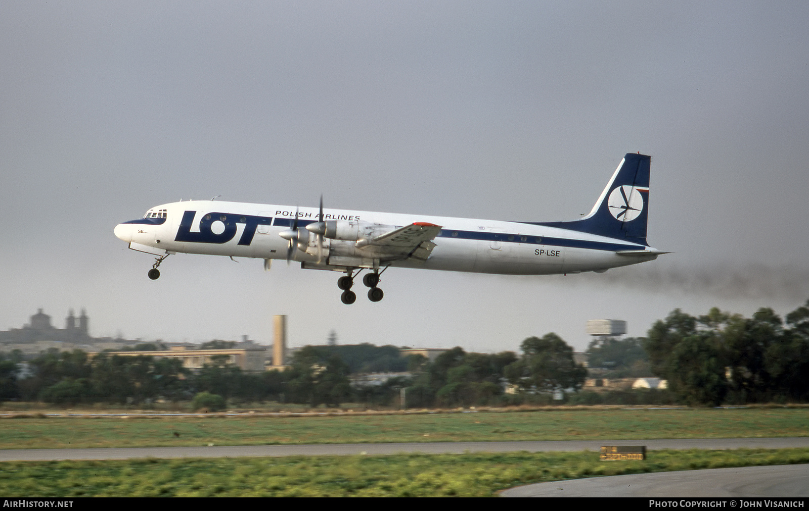 Aircraft Photo of SP-LSE | Ilyushin Il-18V | LOT Polish Airlines - Polskie Linie Lotnicze | AirHistory.net #442146