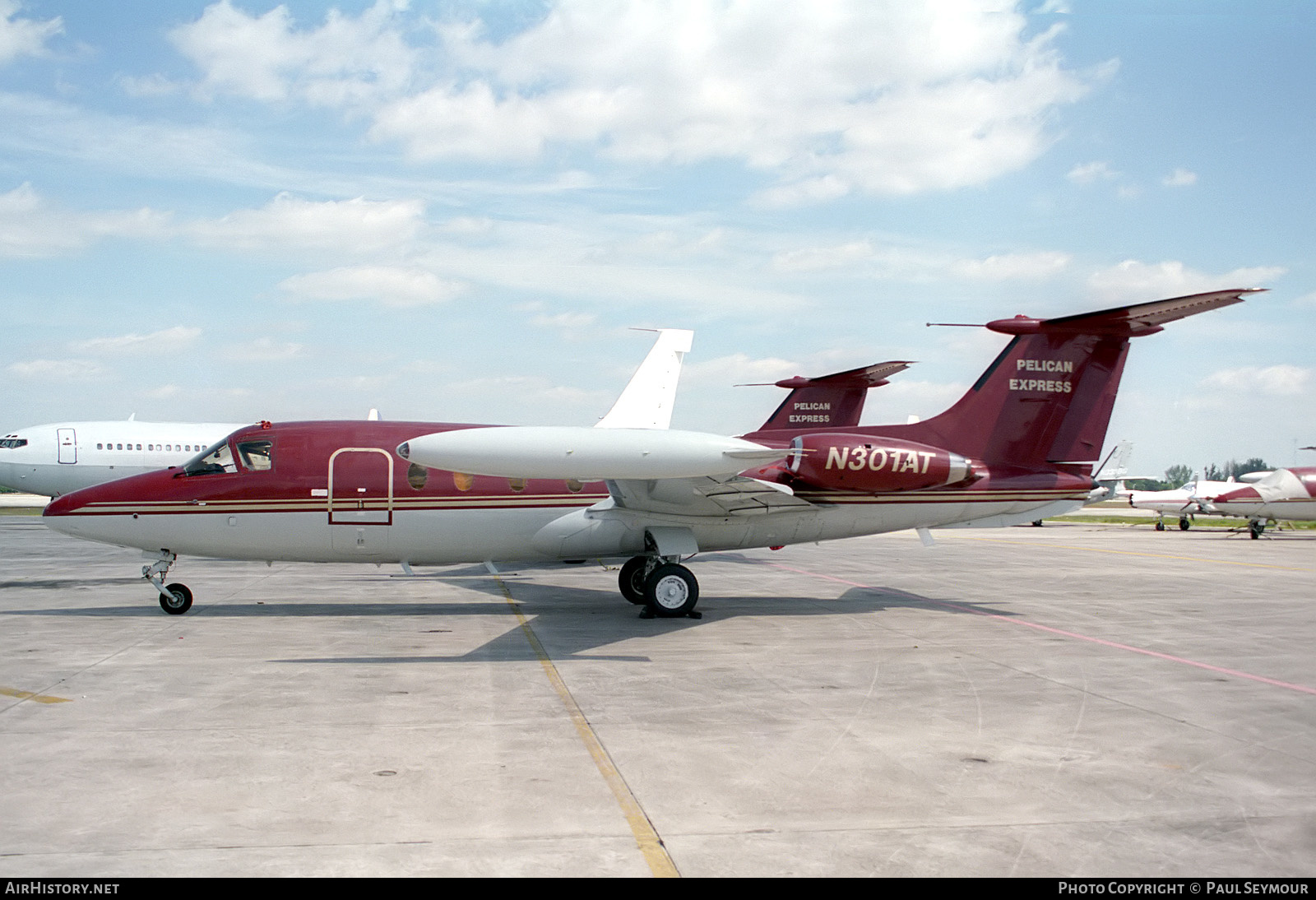 Aircraft Photo of N301AT | HFB HFB-320 Hansa Jet | Pelican Express | AirHistory.net #442231
