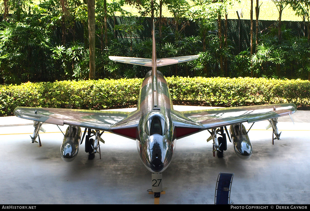 Aircraft Photo of 527 | Hawker Hunter FGA74S | Singapore - Air Force | AirHistory.net #442317