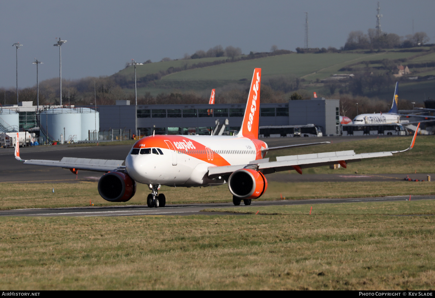 Aircraft Photo of G-UZHH | Airbus A320-251N | EasyJet | AirHistory.net #442318