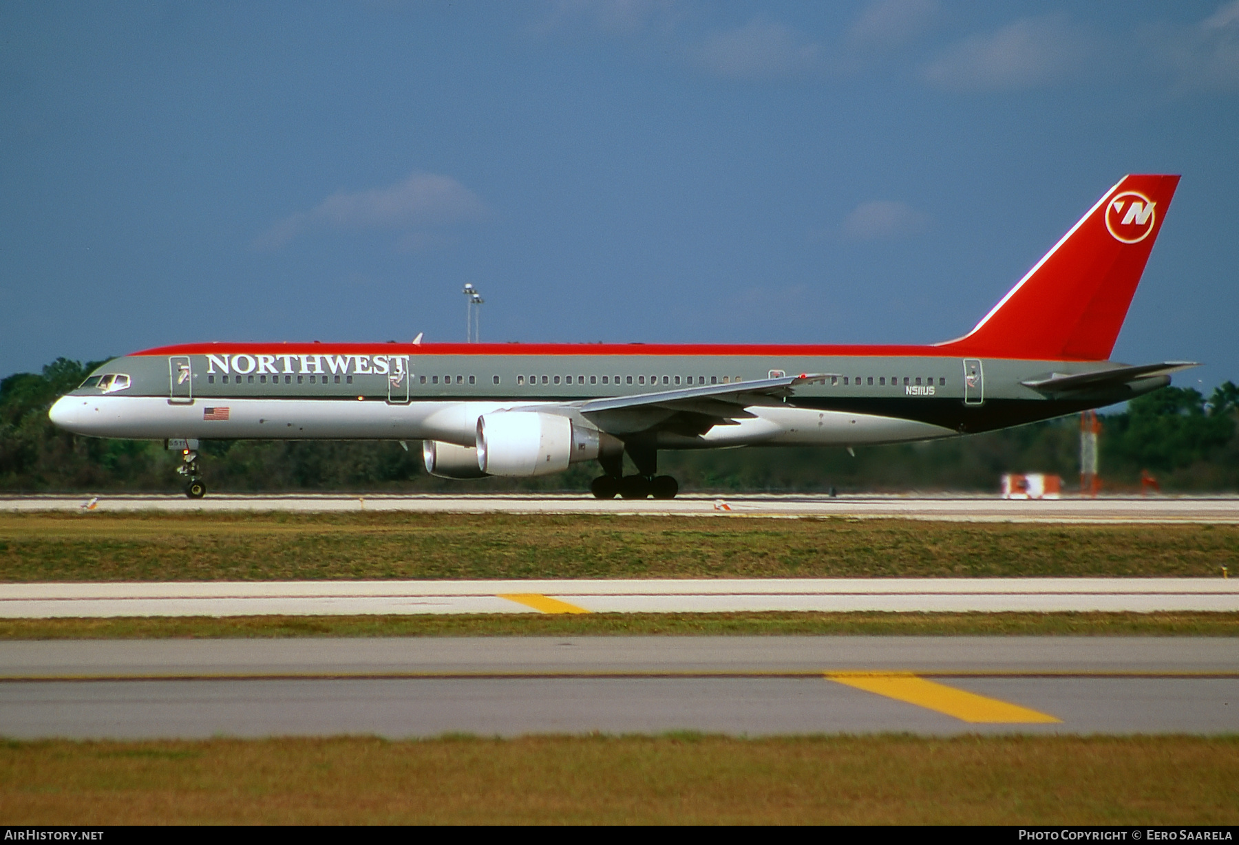 Aircraft Photo of N511US | Boeing 757-251 | Northwest Airlines | AirHistory.net #442390