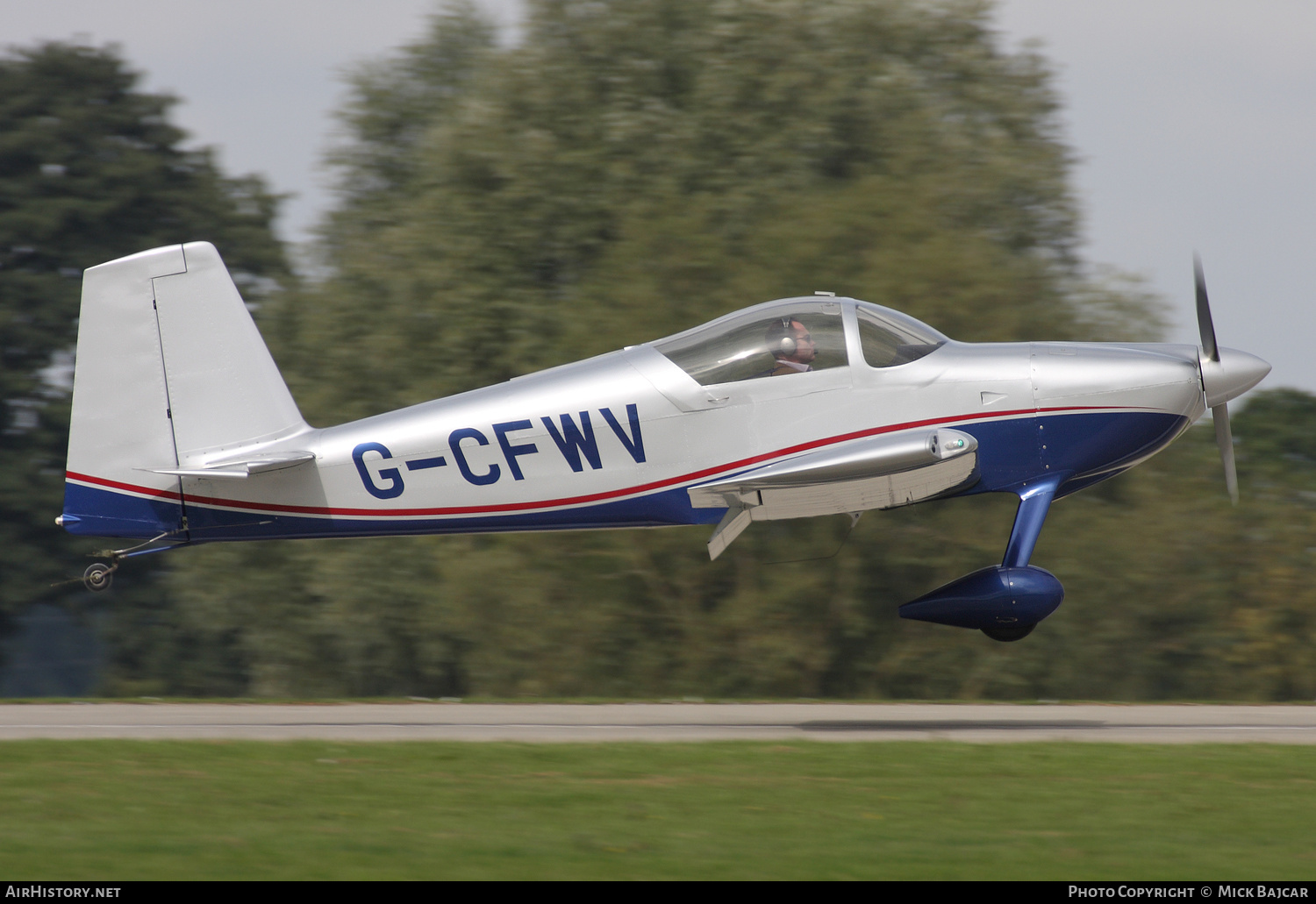 Aircraft Photo of G-CFWV | Van's RV-7 | AirHistory.net #442517
