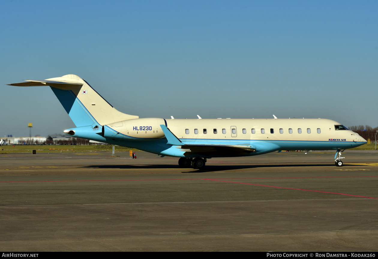 Aircraft Photo of HL8230 | Bombardier Global Express (BD-700-1A10) | Korean Air | AirHistory.net #442552