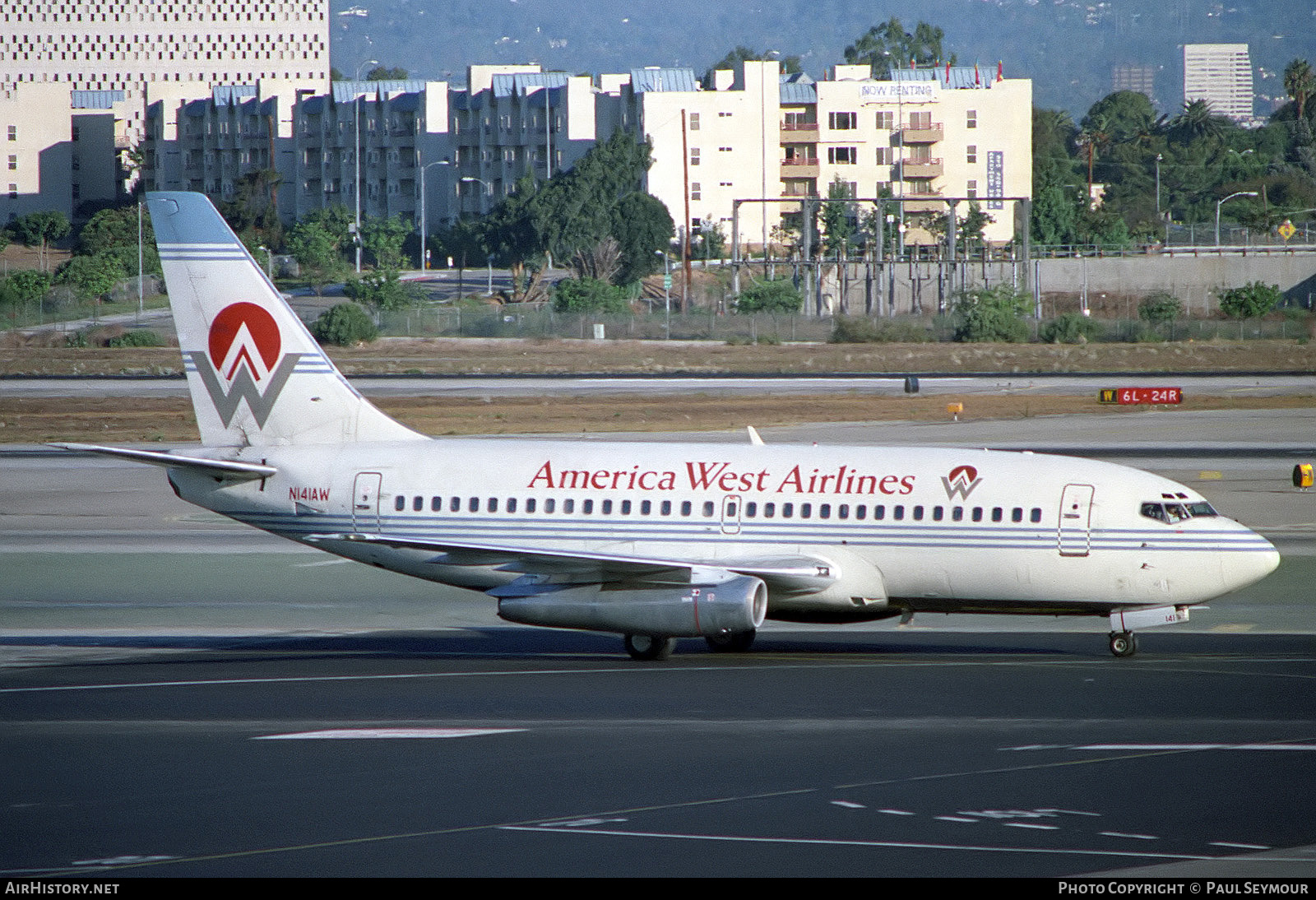 Aircraft Photo of N141AW | Boeing 737-2M8/Adv | America West Airlines | AirHistory.net #442595