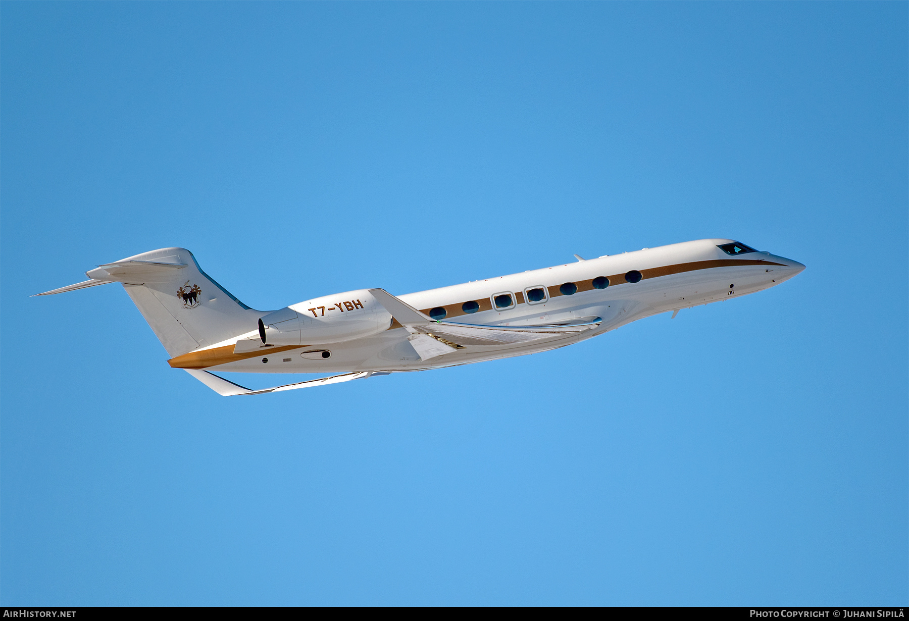 Aircraft Photo of T7-YBH | Gulfstream Aerospace G600 (G-VII) | AirHistory.net #442681