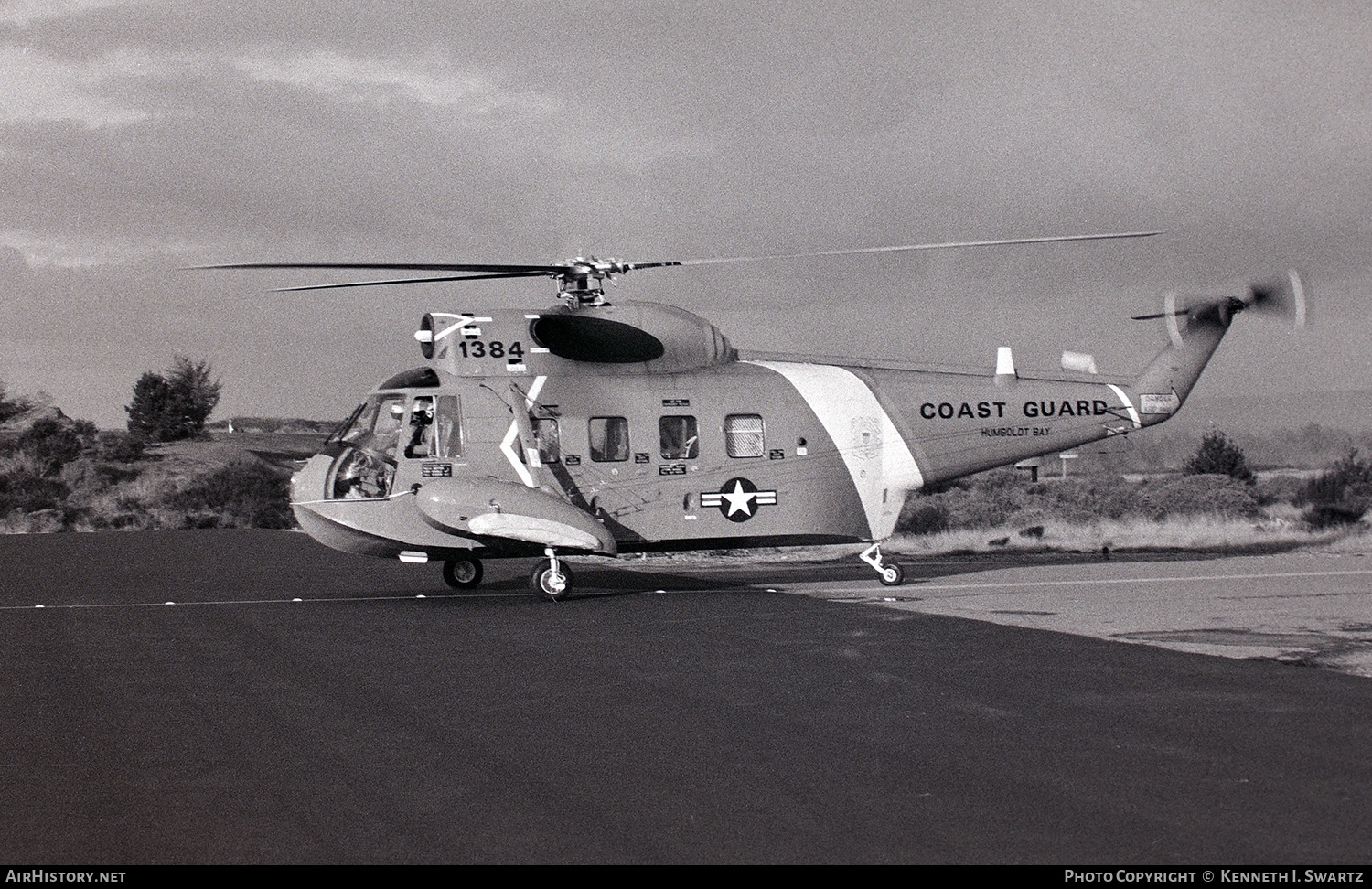 Aircraft Photo of 1384 | Sikorsky HH-52A Seaguard (S-62A) | USA - Coast Guard | AirHistory.net #442833
