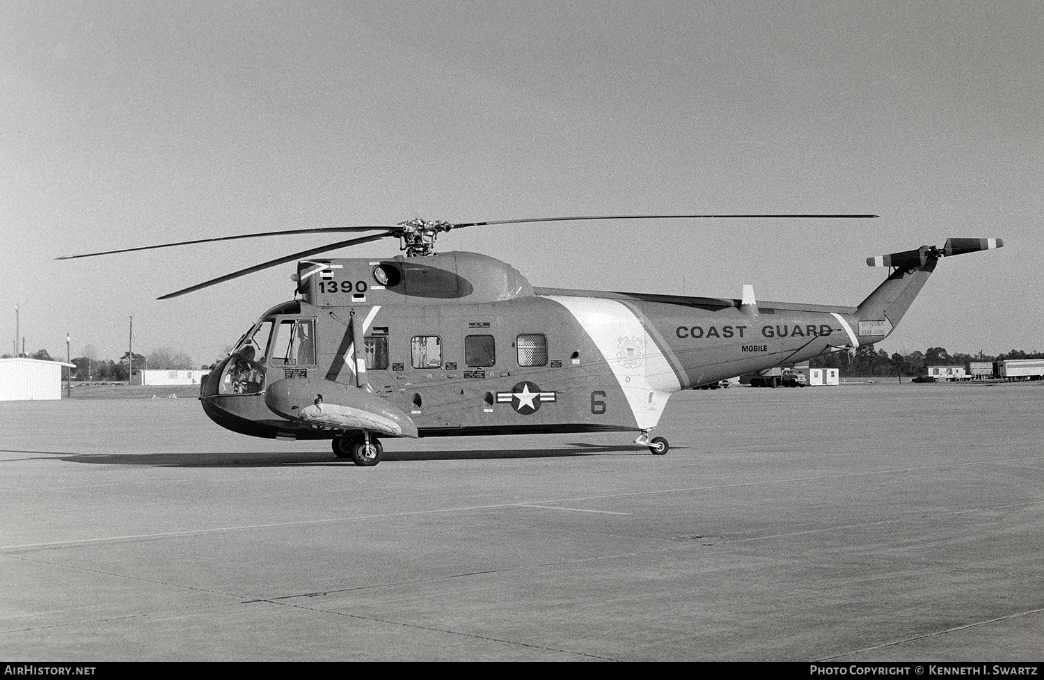 Aircraft Photo of 1390 | Sikorsky HH-52A Seaguard (S-62A) | USA - Coast Guard | AirHistory.net #442838