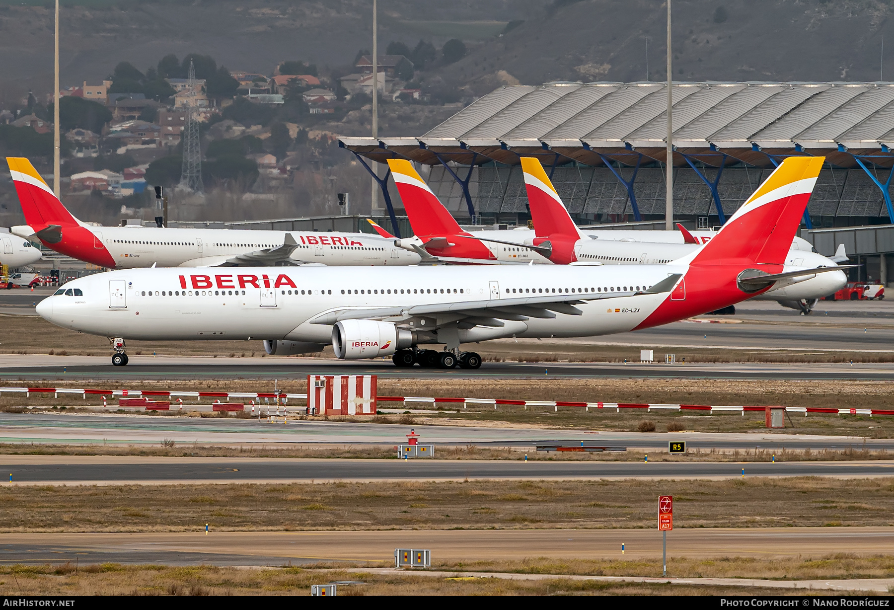 Aircraft Photo of EC-LZX | Airbus A330-302 | Iberia | AirHistory.net #442877