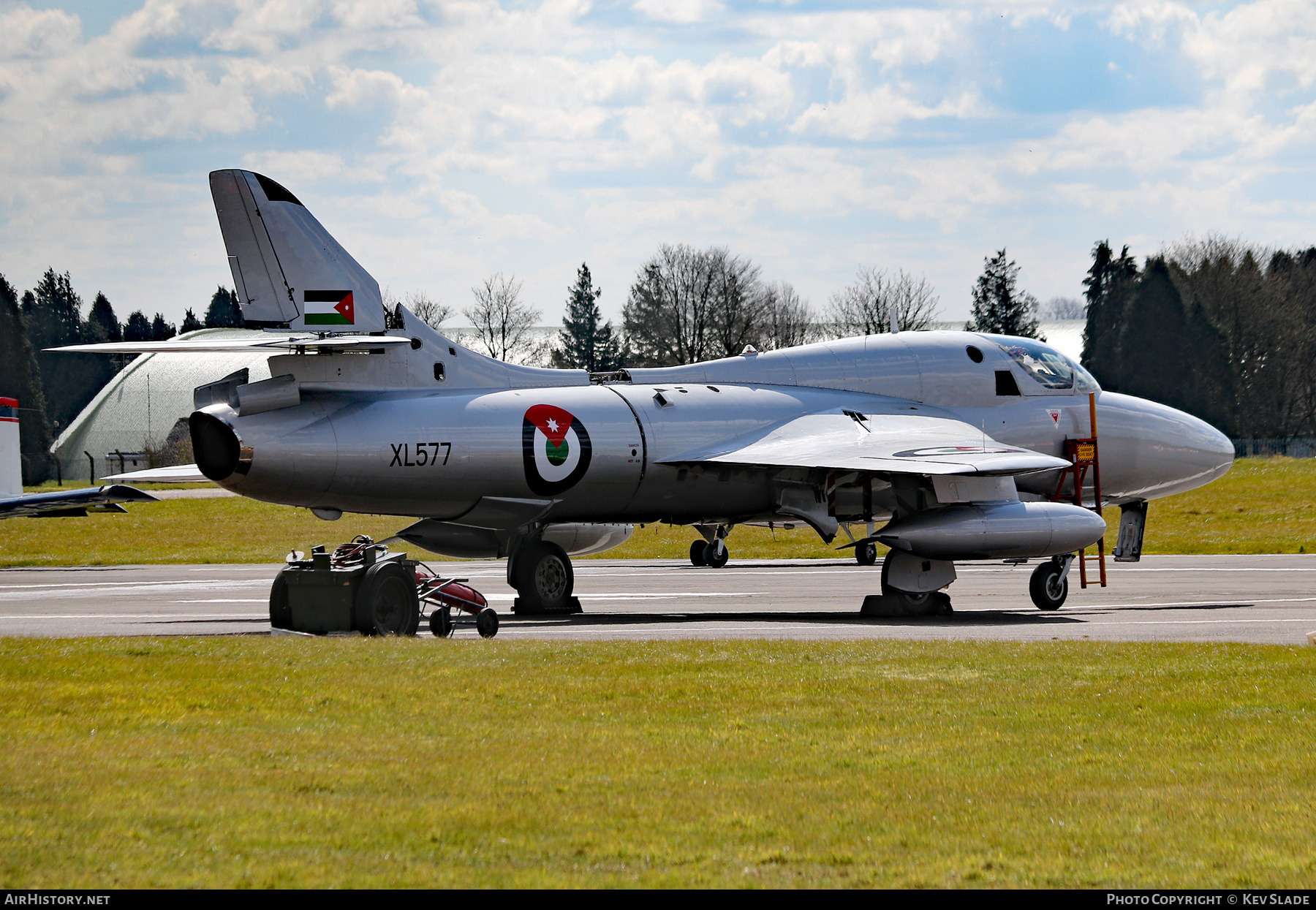 Aircraft Photo of G-XMHD / XL577 | Hawker Hunter T7 | AirHistory.net #442888