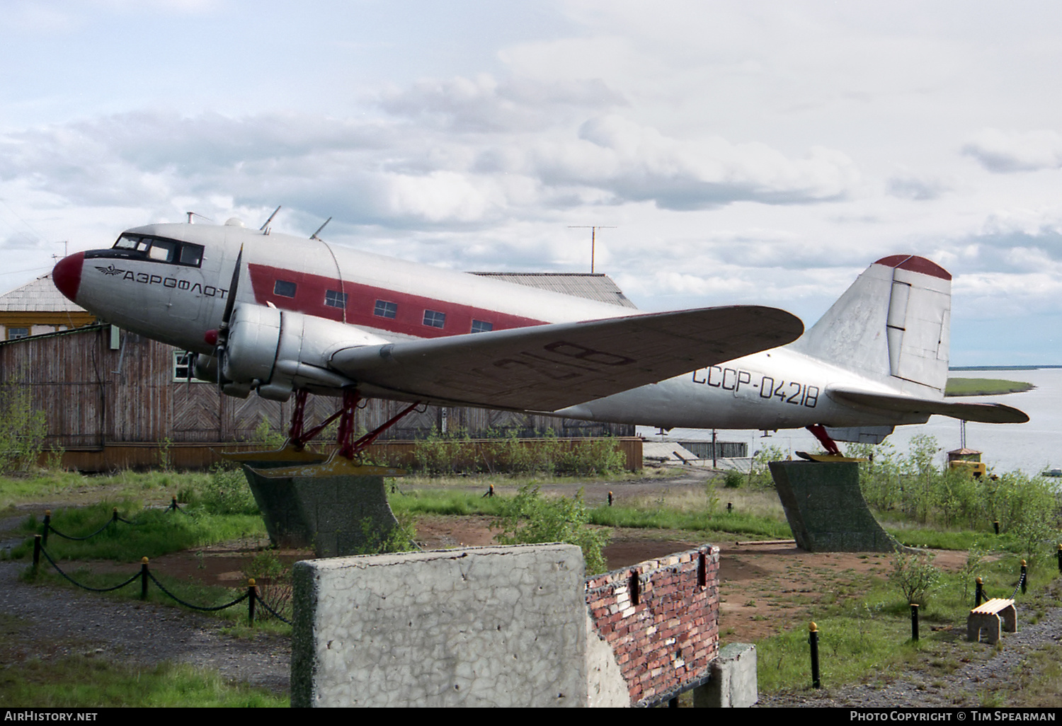 Aircraft Photo of CCCP-04218 | Lisunov Li-2T | Aeroflot | AirHistory.net #442924
