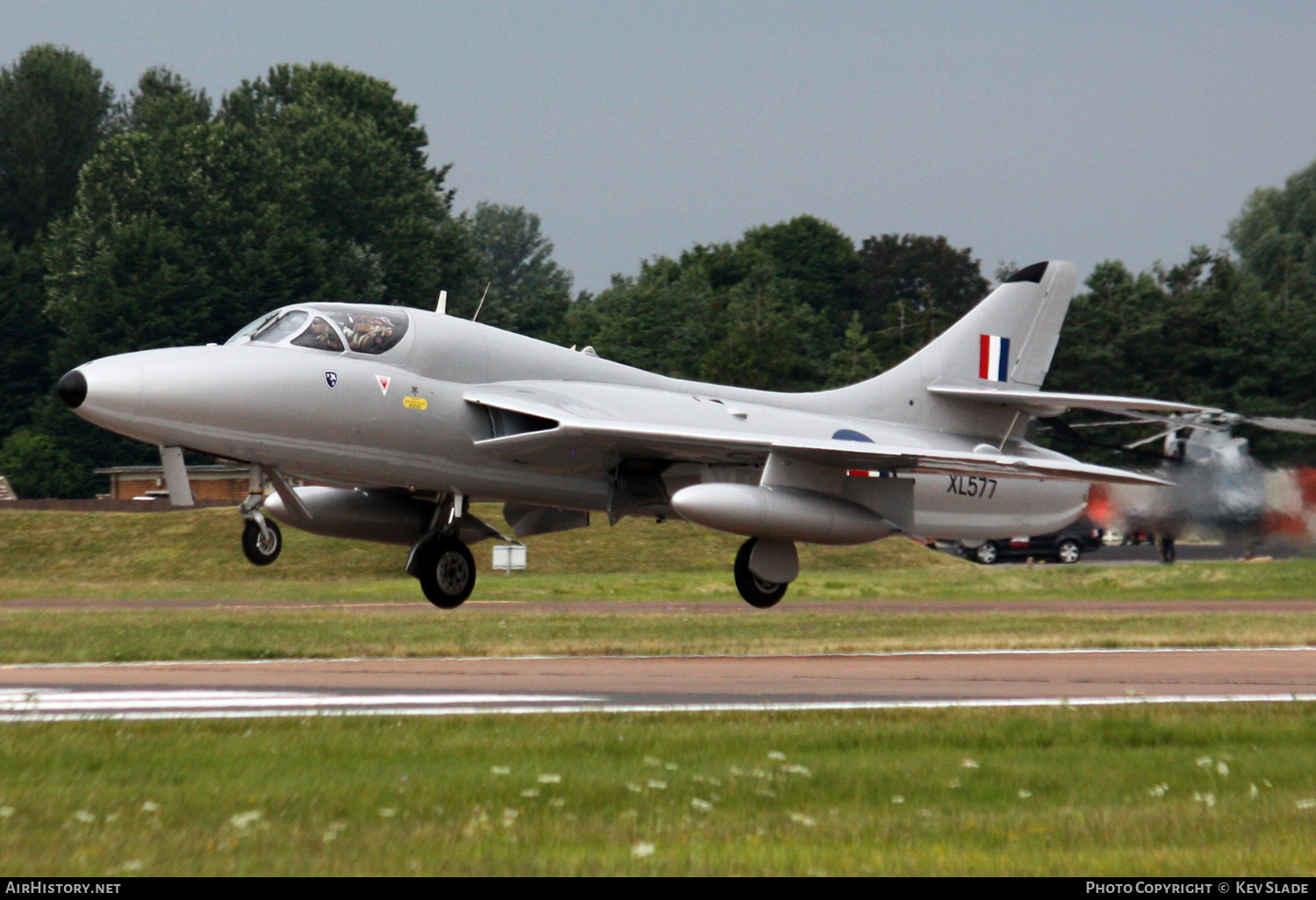 Aircraft Photo of G-XMHD / XL577 | Hawker Hunter T7 | AirHistory.net #442941