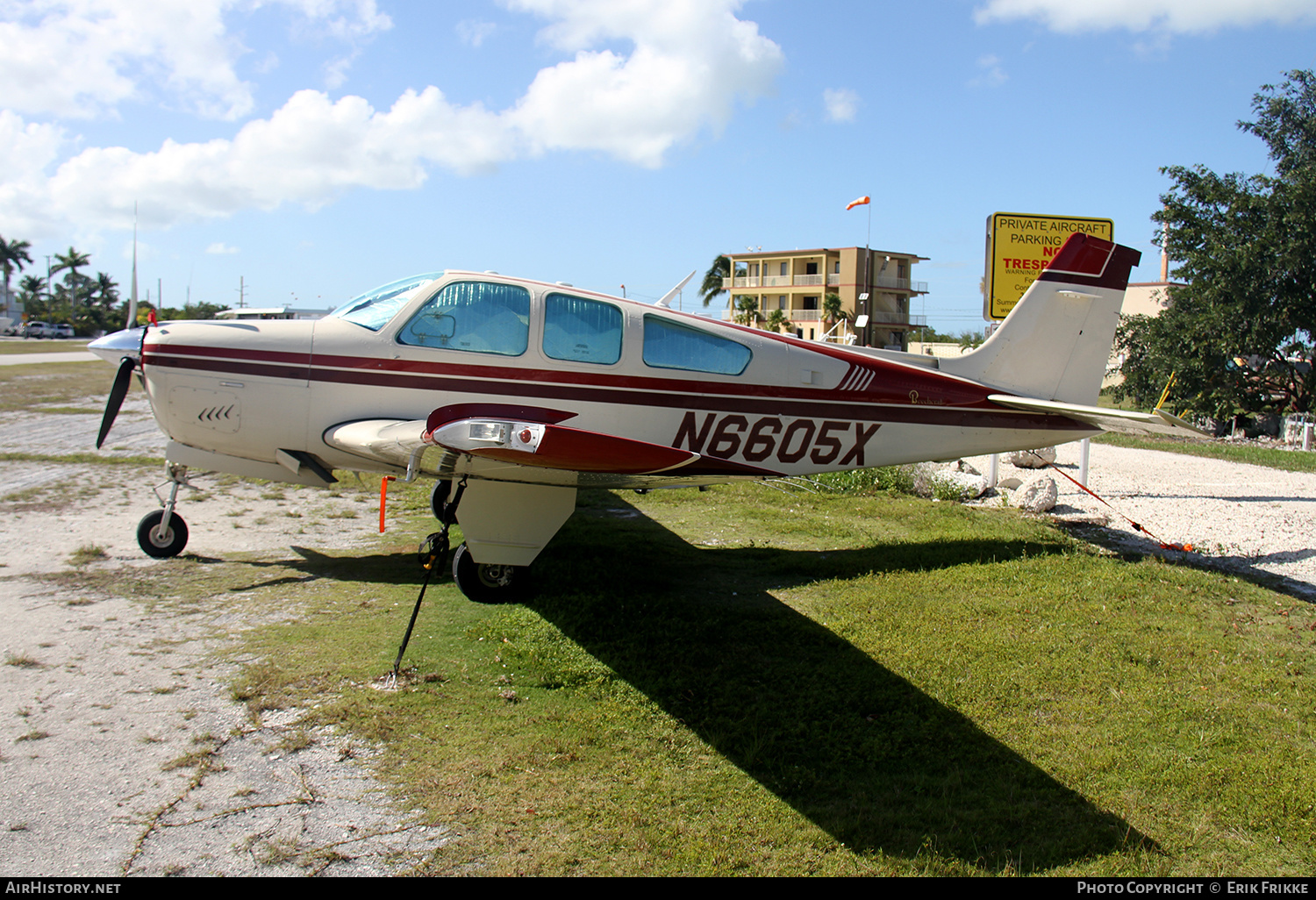 Aircraft Photo of N6605X | Beech F33A Bonanza | AirHistory.net #442961