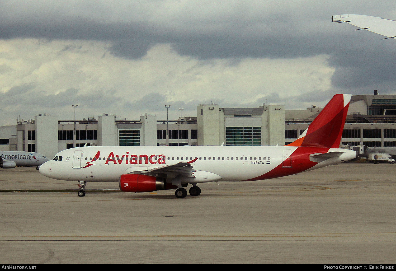 Aircraft Photo of N494TA | Airbus A320-233 | Avianca | AirHistory.net #442983