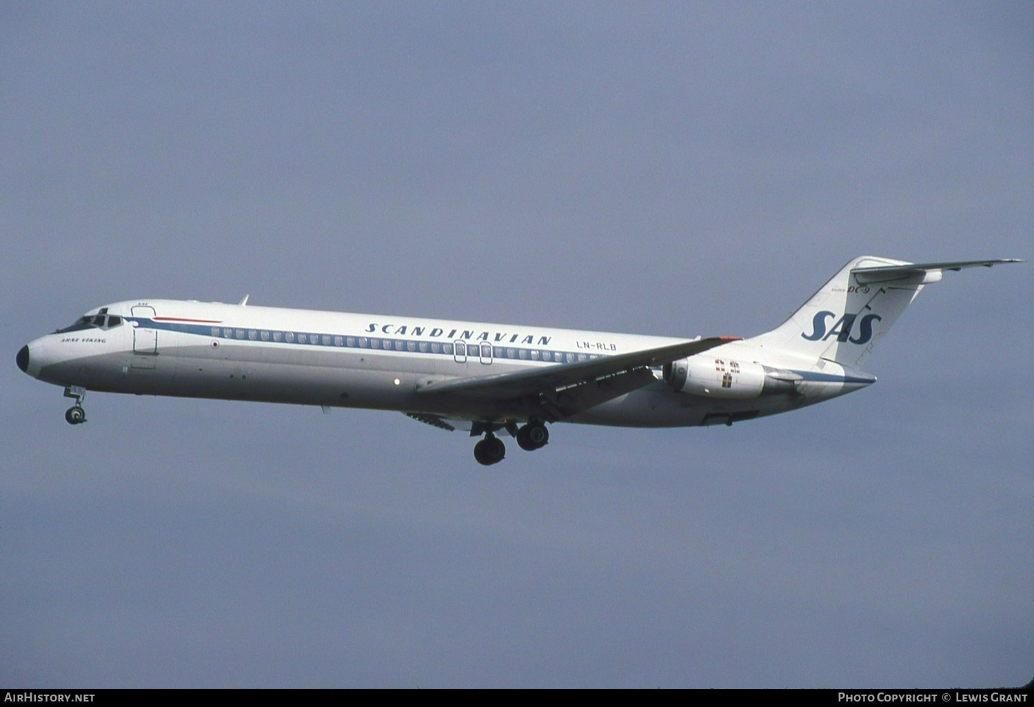 Aircraft Photo of LN-RLB | McDonnell Douglas DC-9-41 | Scandinavian Airlines - SAS | AirHistory.net #442990