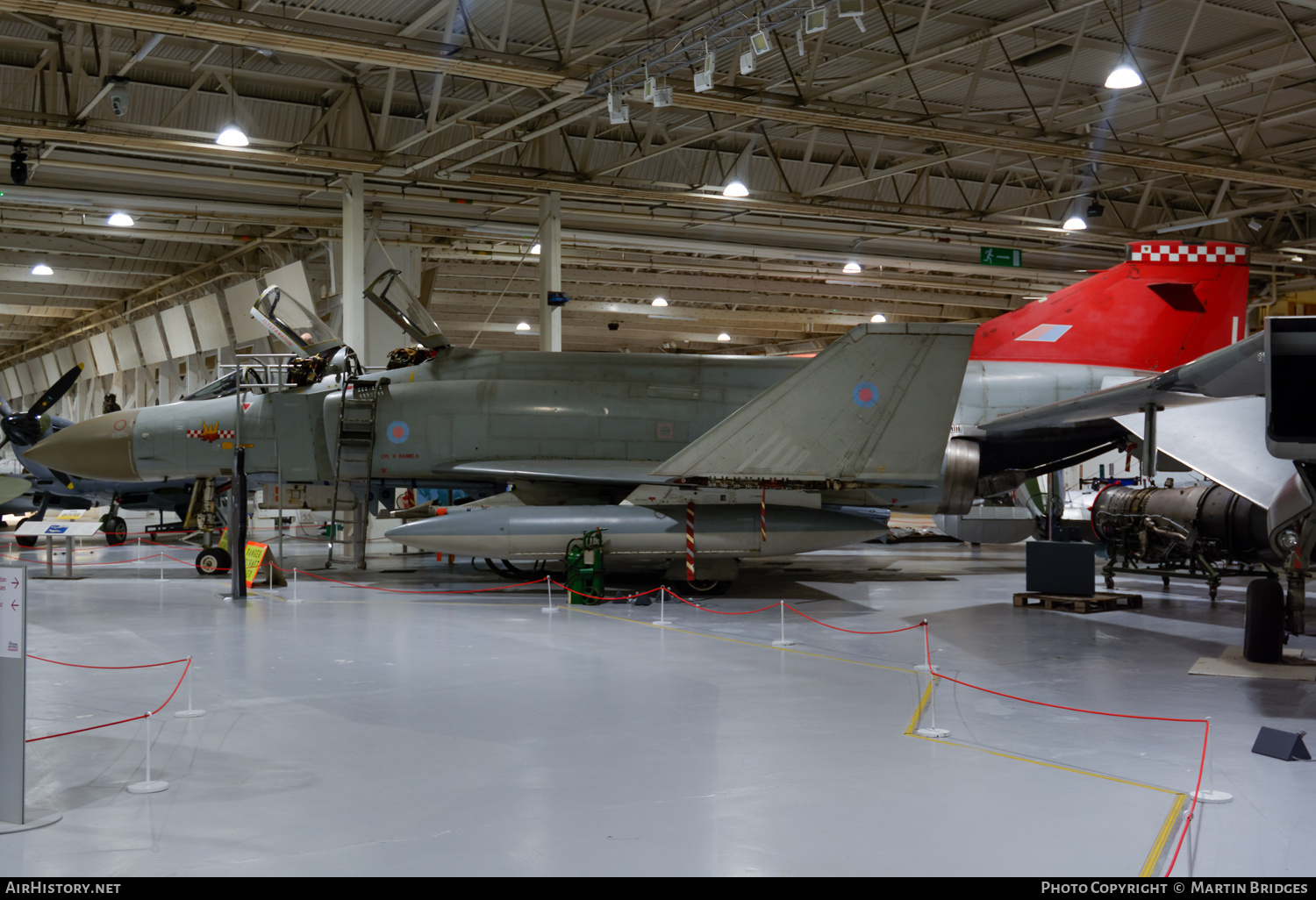 Aircraft Photo of XV424 | McDonnell Douglas F-4M Phantom FGR2 | UK - Air Force | AirHistory.net #443045
