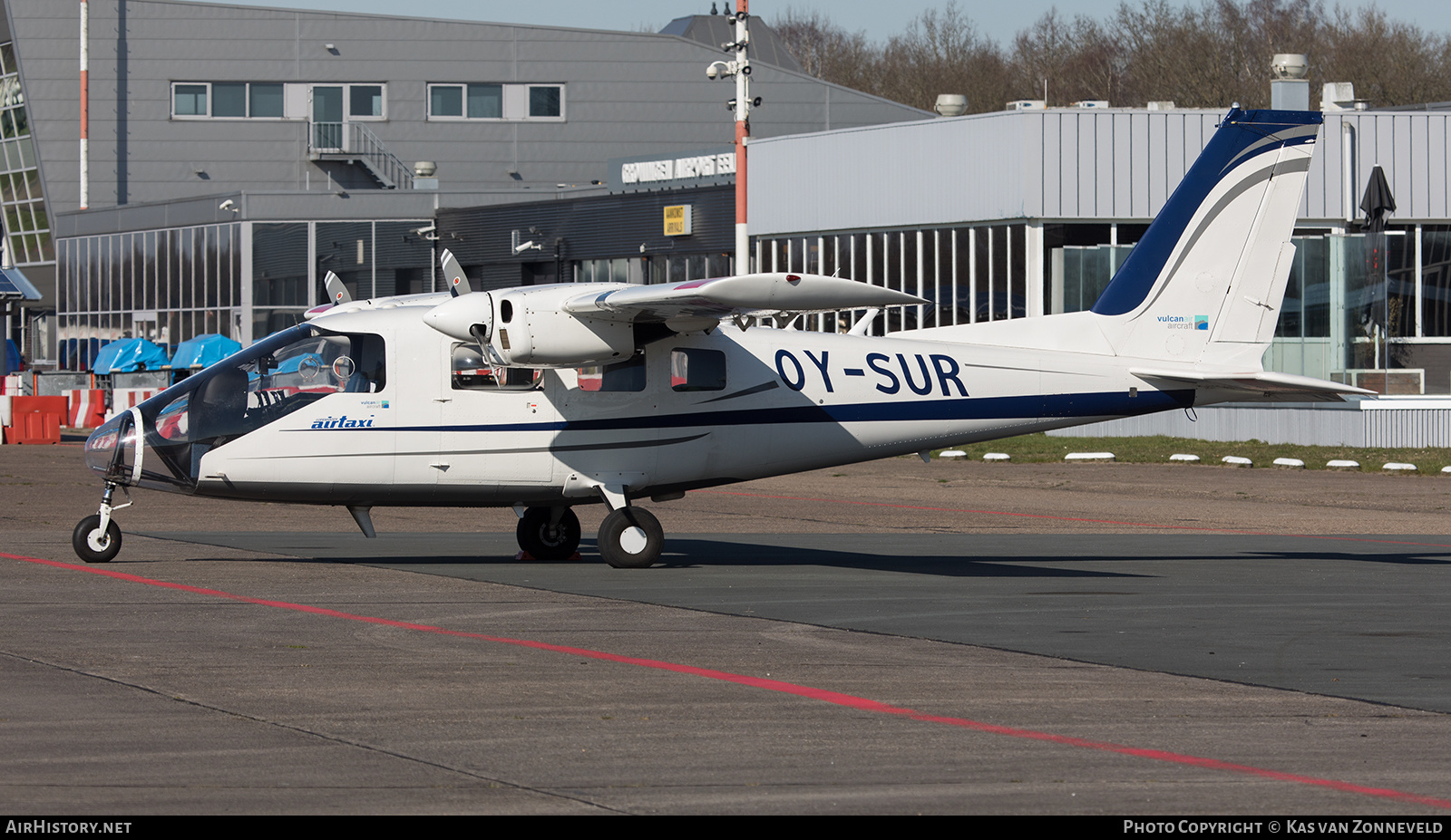 Aircraft Photo of OY-SUR | Partenavia P-68C | CAT - Copenhagen AirTaxi | AirHistory.net #443089