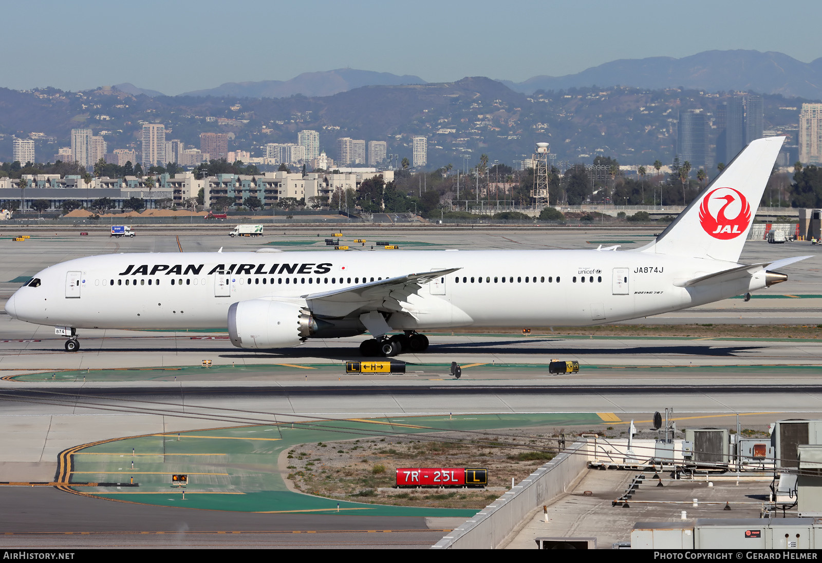 Aircraft Photo of JA874J | Boeing 787-9 Dreamliner | Japan Airlines - JAL | AirHistory.net #443192