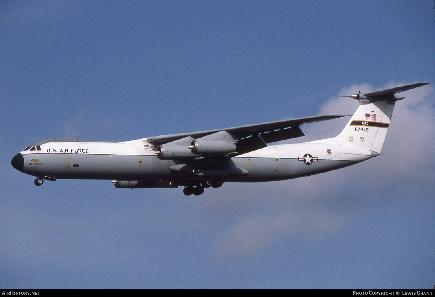 Aircraft Photo of 66-7945 / 67945 | Lockheed C-141B Starlifter | USA - Air Force | AirHistory.net #443310
