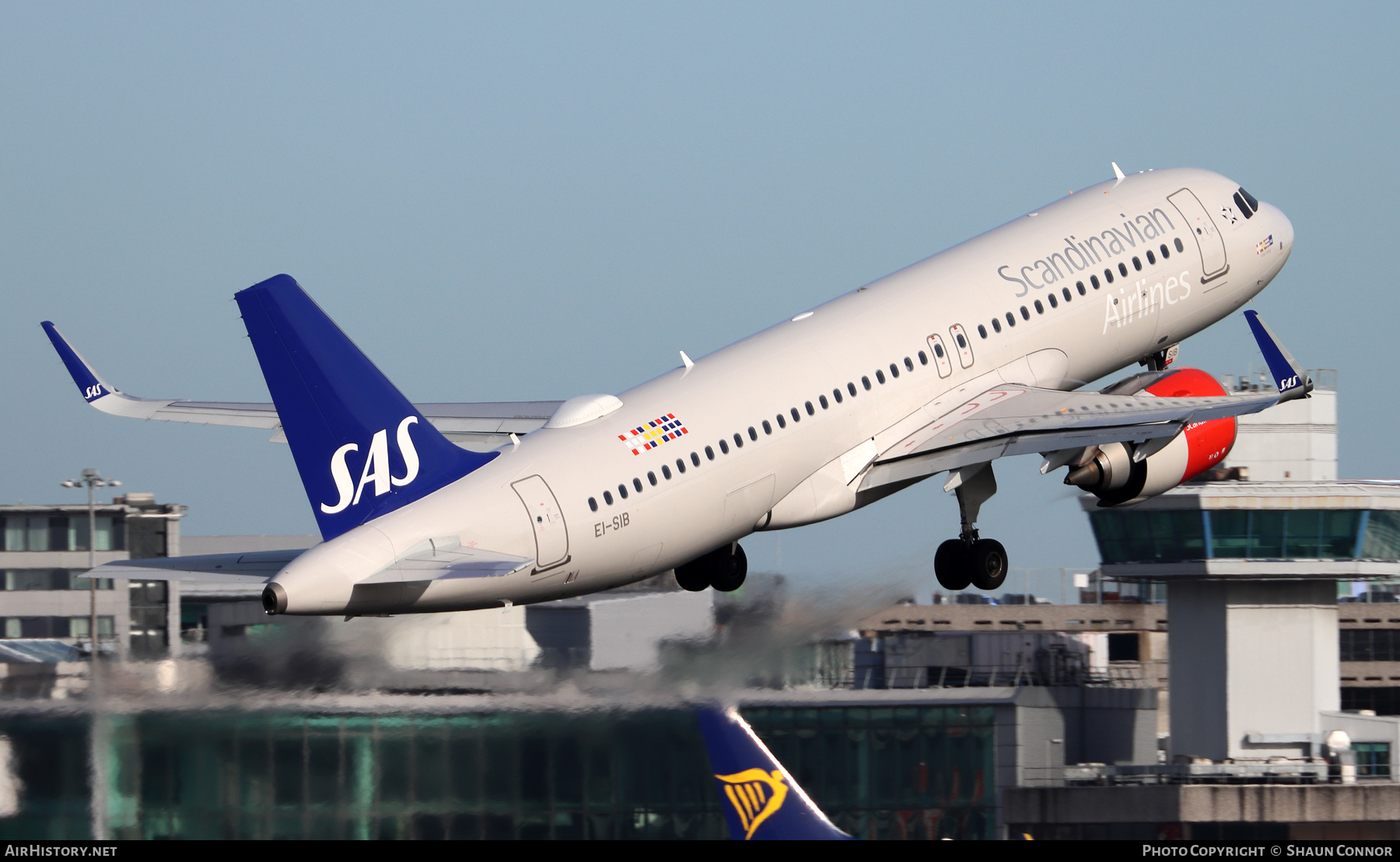 Aircraft Photo of EI-SIB | Airbus A320-251N | Scandinavian Airlines - SAS | AirHistory.net #443357